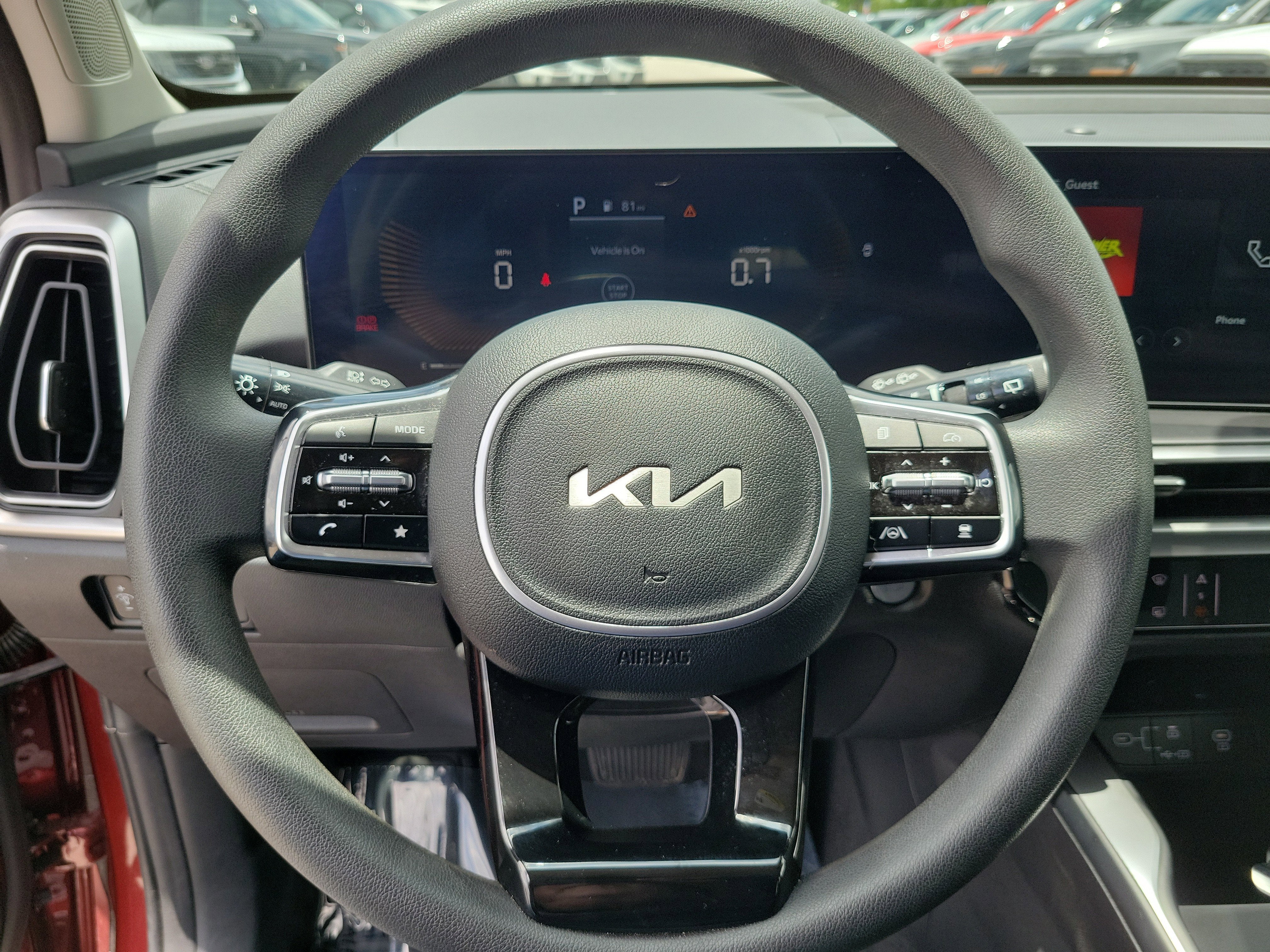 2024 Kia Sorento LX - Photo 19