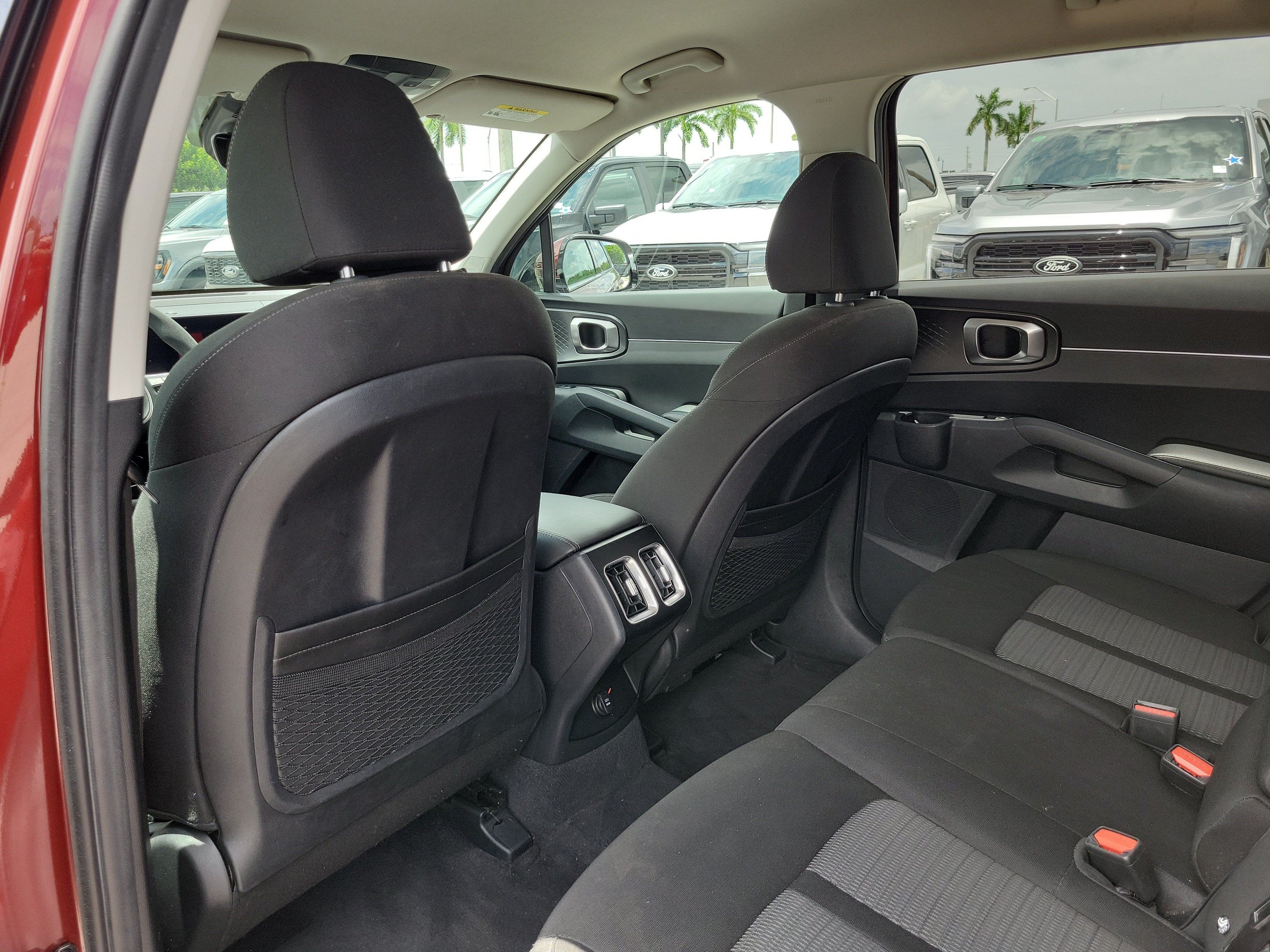 2024 Kia Sorento LX