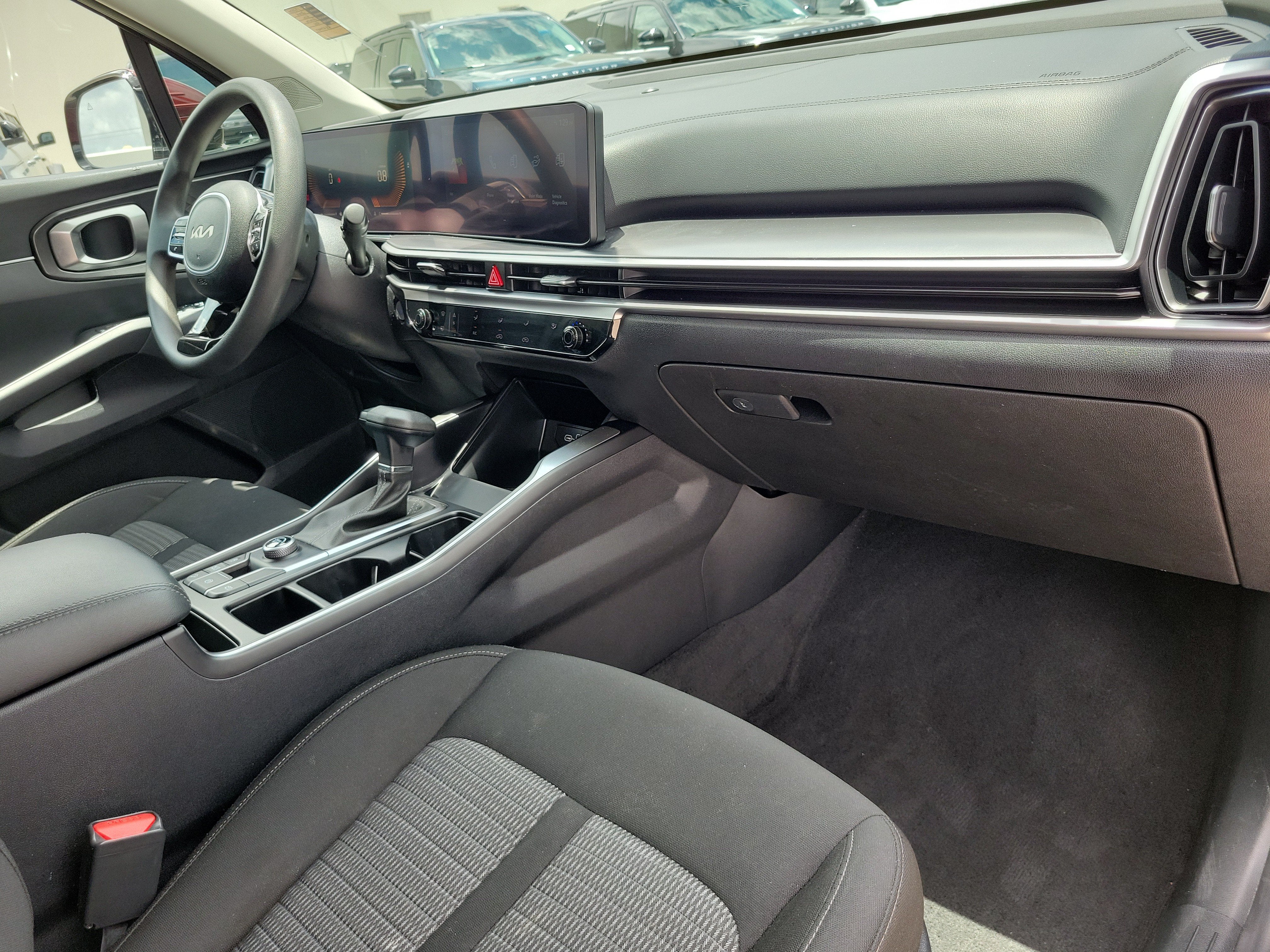 2024 Kia Sorento LX