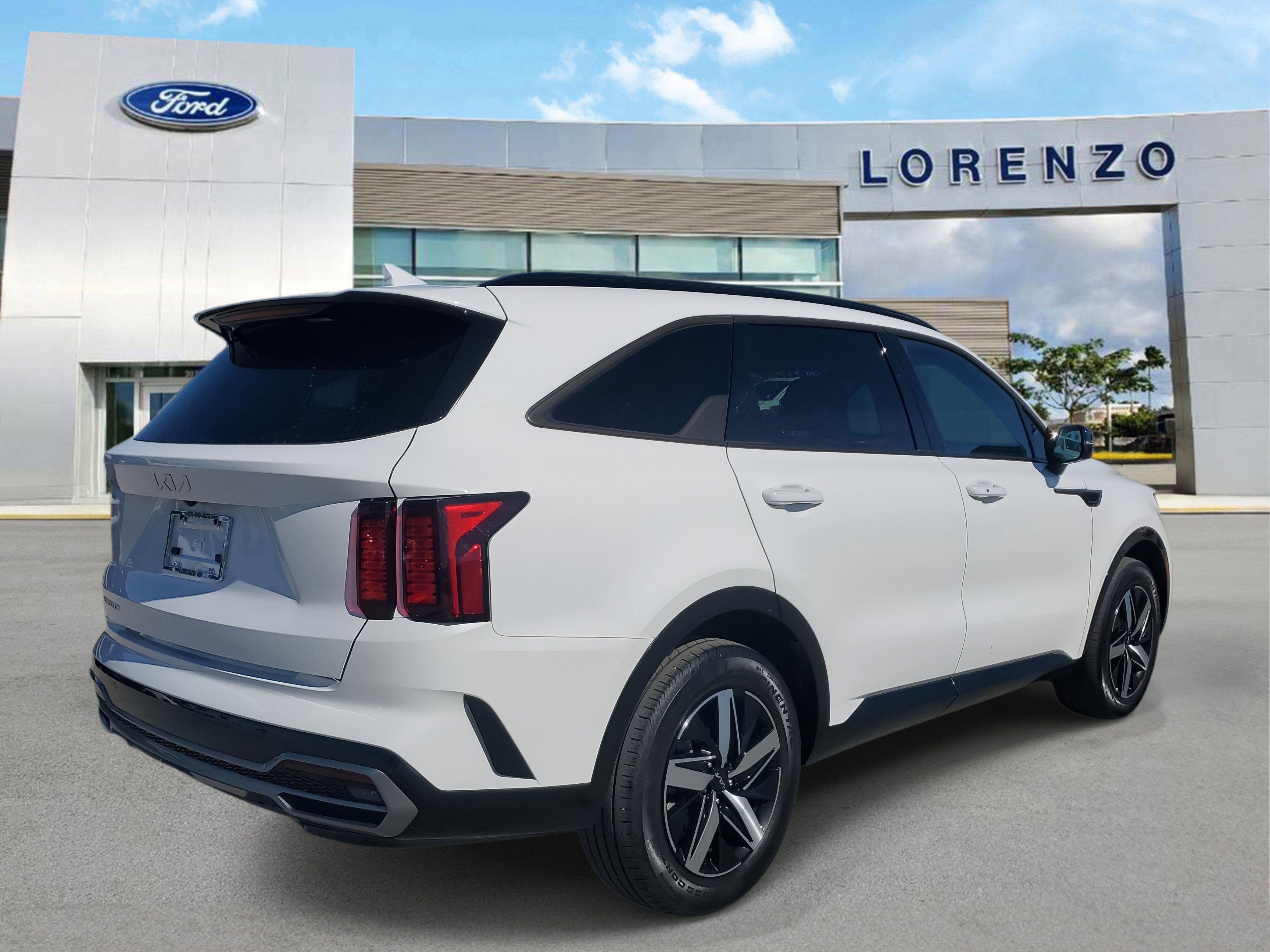 2023 Kia Sorento S