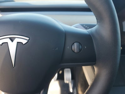 2024 Tesla Model Y Performance