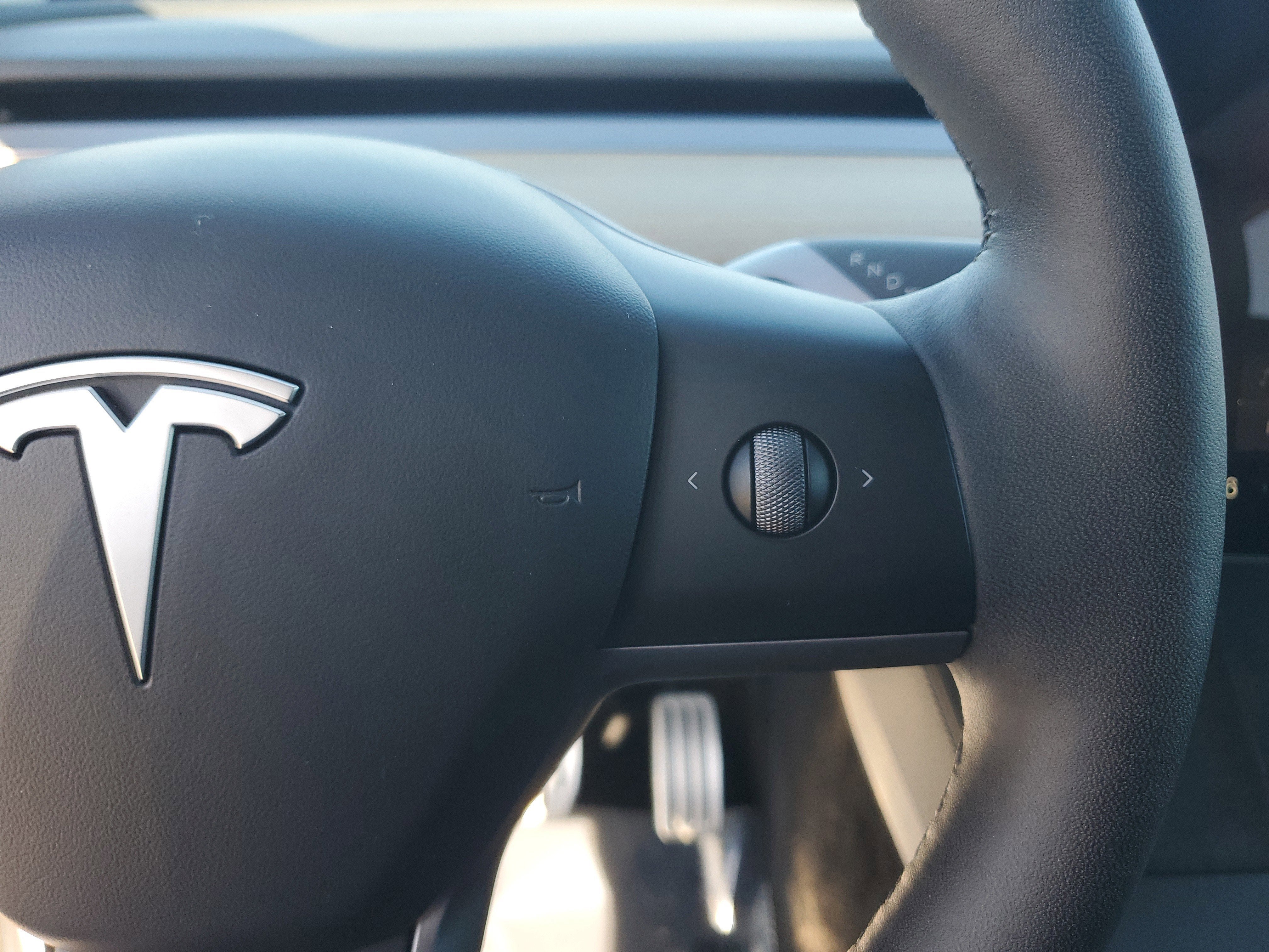 2024 Tesla Model Y Performance