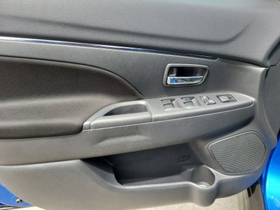 2025 Mitsubishi Outlander Sport LE
