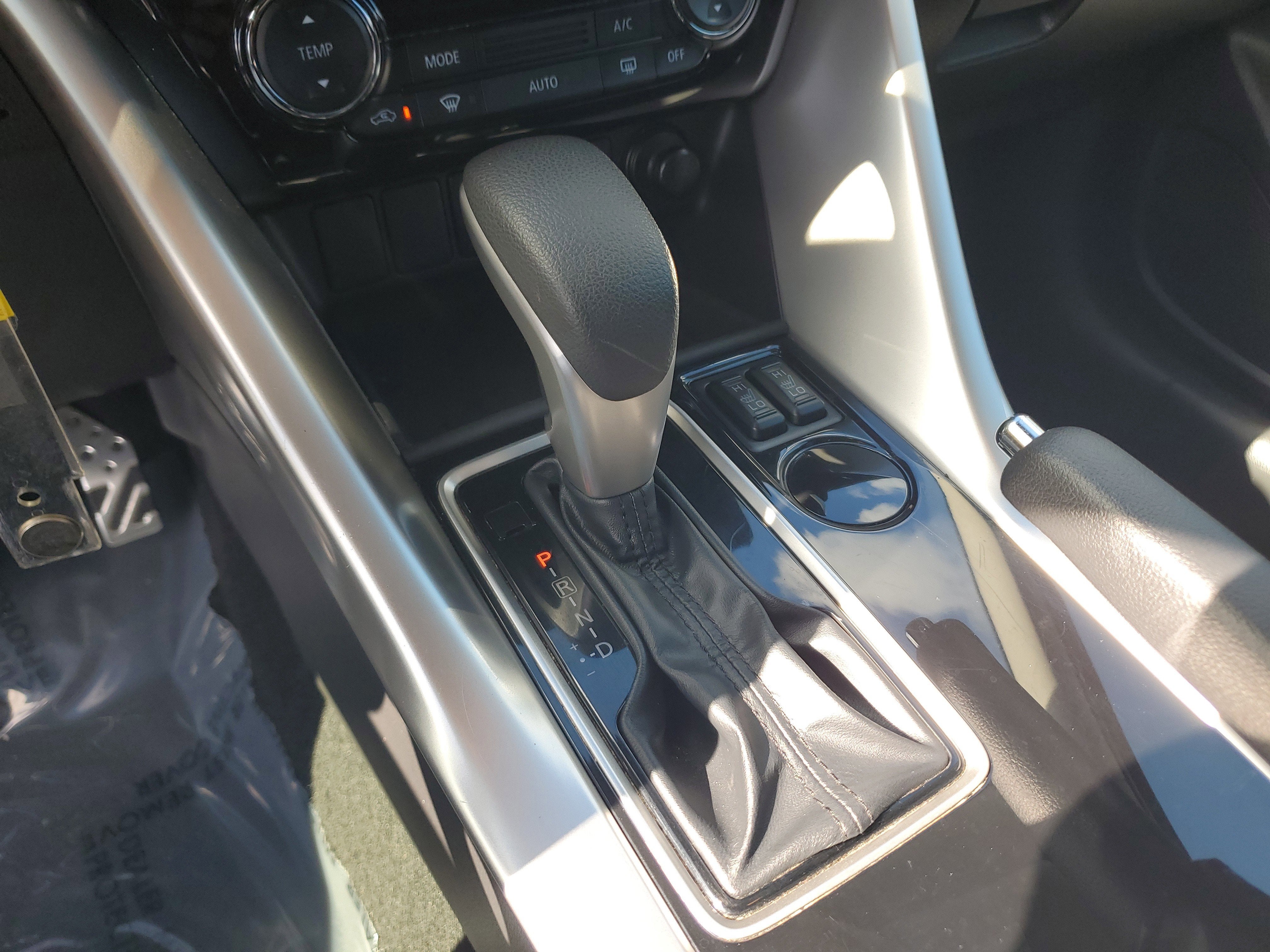 2022 Mitsubishi Eclipse Cross LE