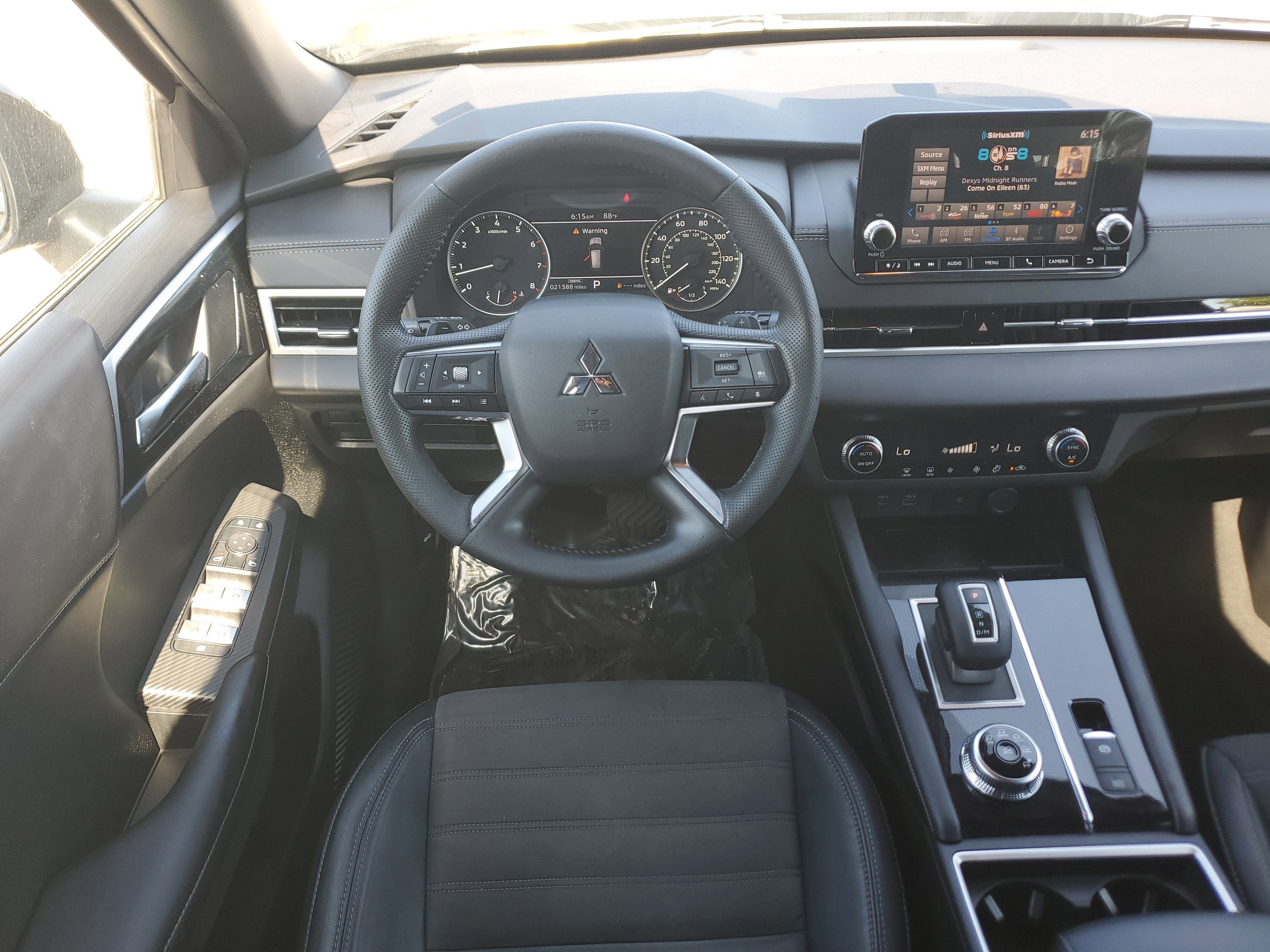 2022 Mitsubishi Outlander Black Edition