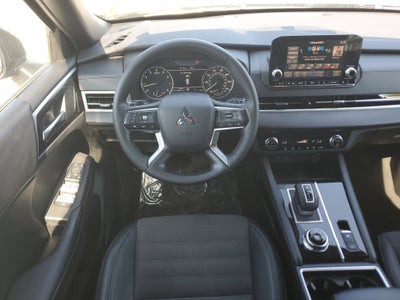 2022 Mitsubishi Outlander Black Edition