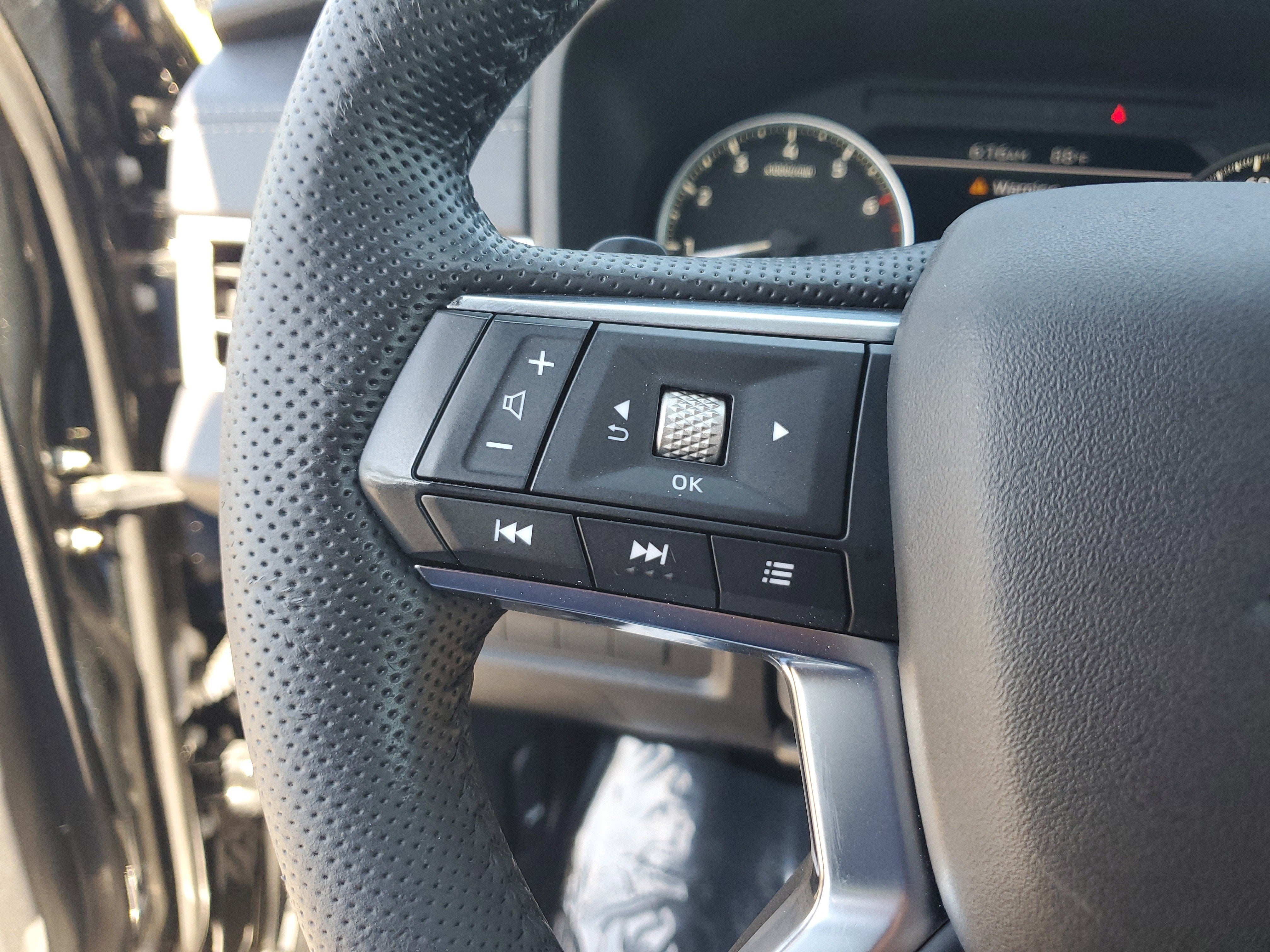 2022 Mitsubishi Outlander Black Edition