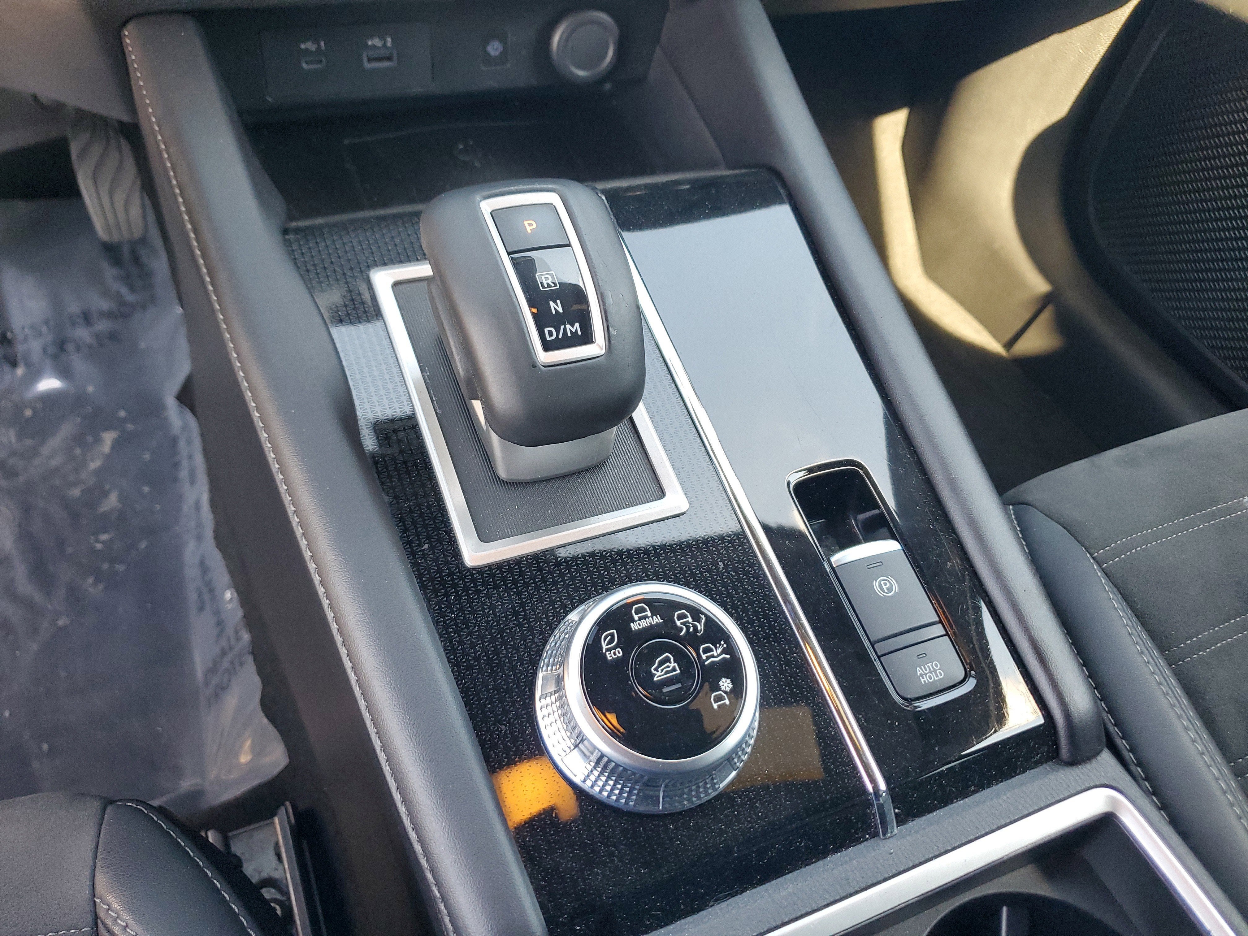 2022 Mitsubishi Outlander Black Edition