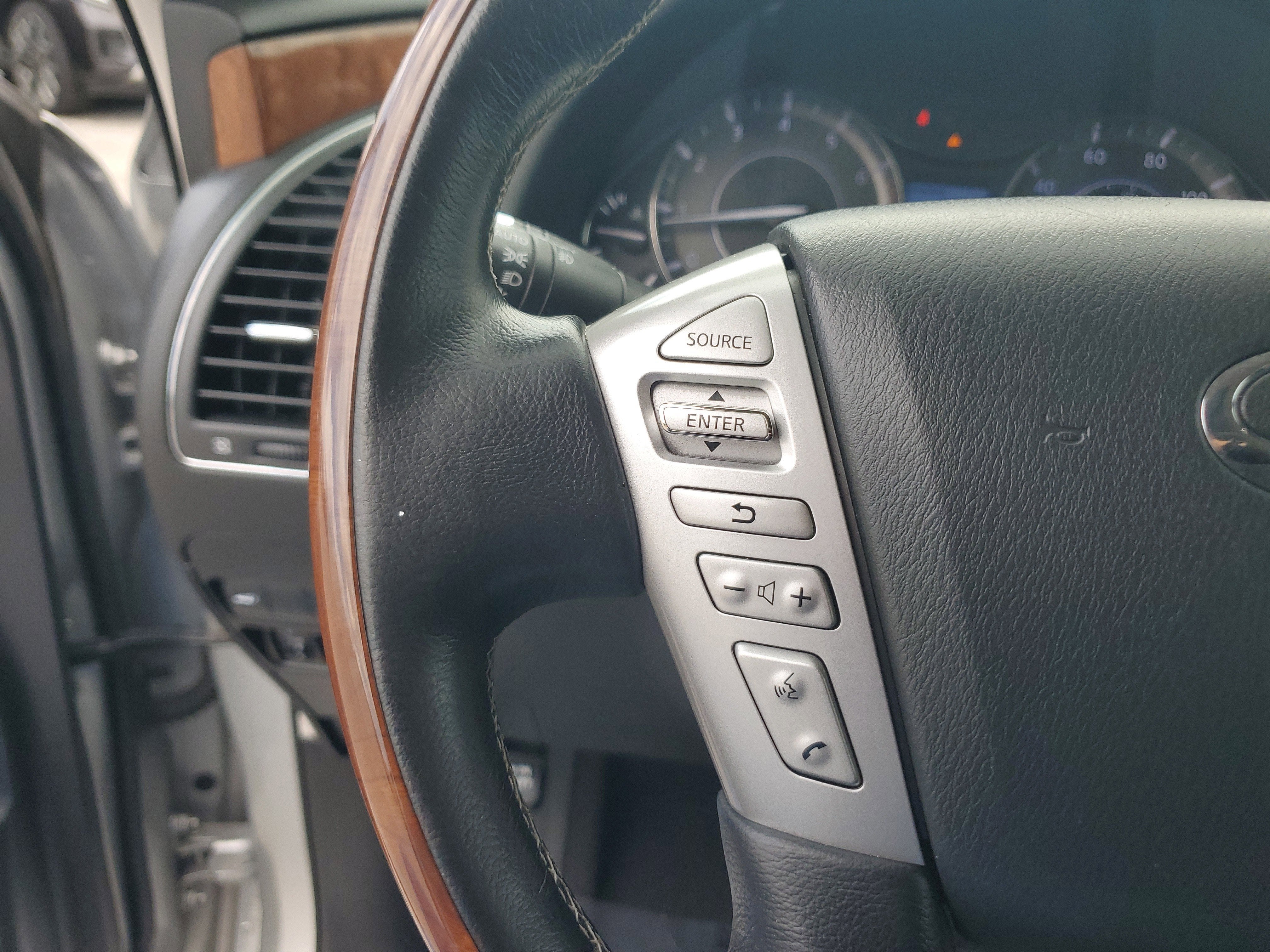2019 INFINITI QX80 LUXE