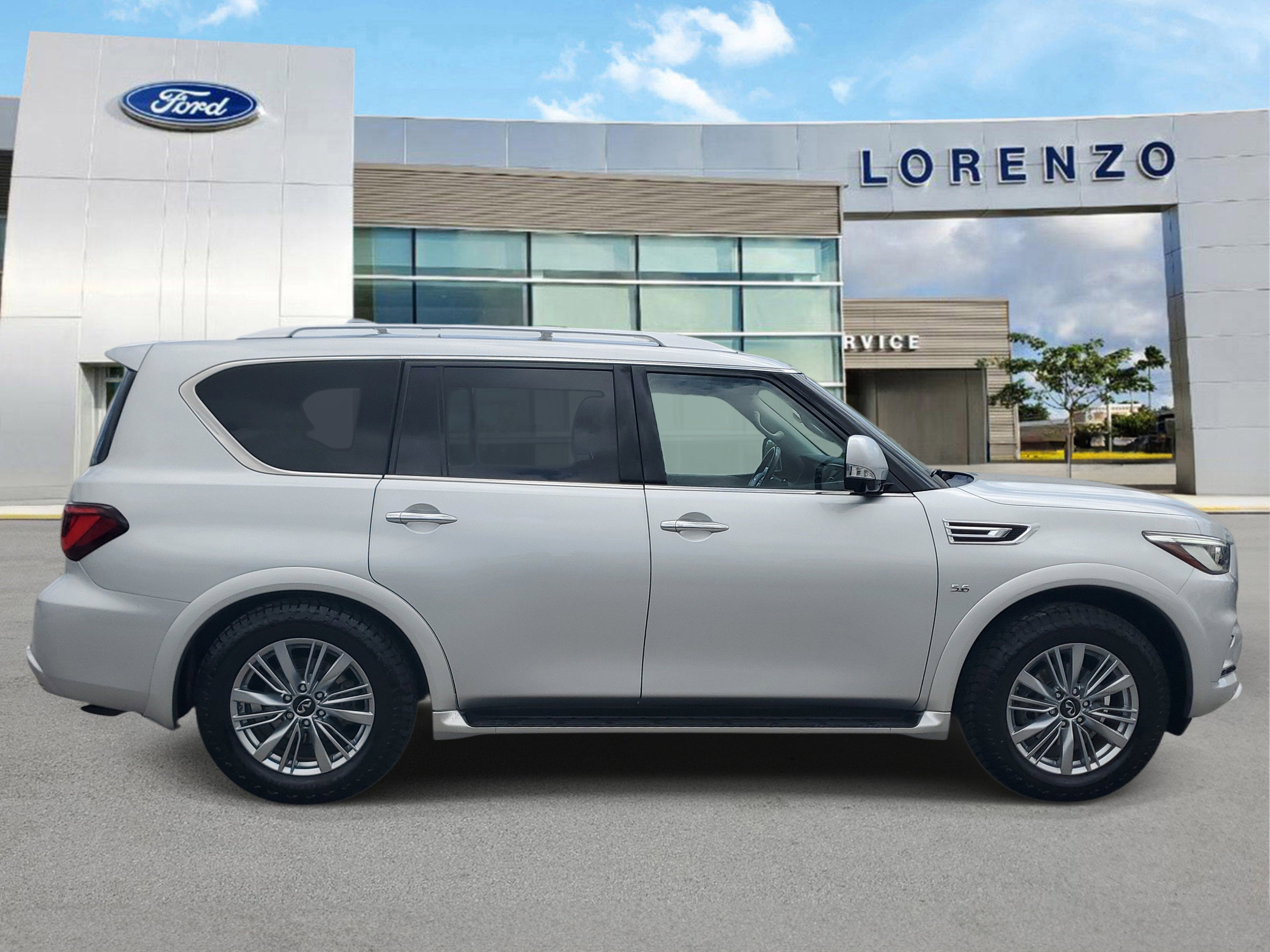 2019 INFINITI QX80 LUXE