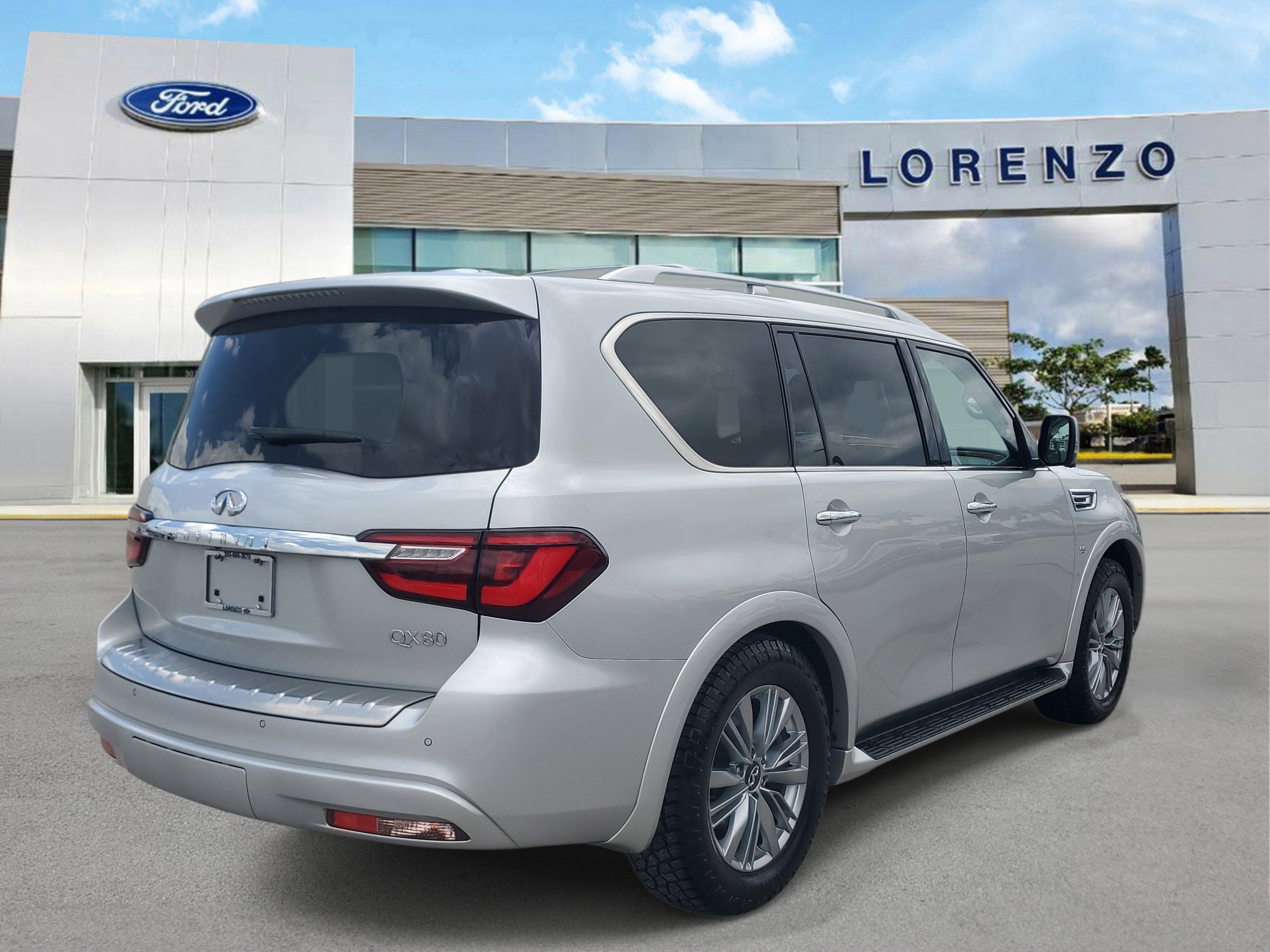 2019 INFINITI QX80 LUXE