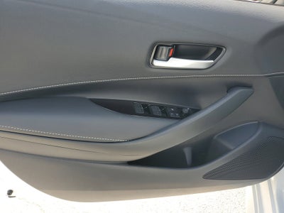 2025 Toyota Corolla Hatchback SE