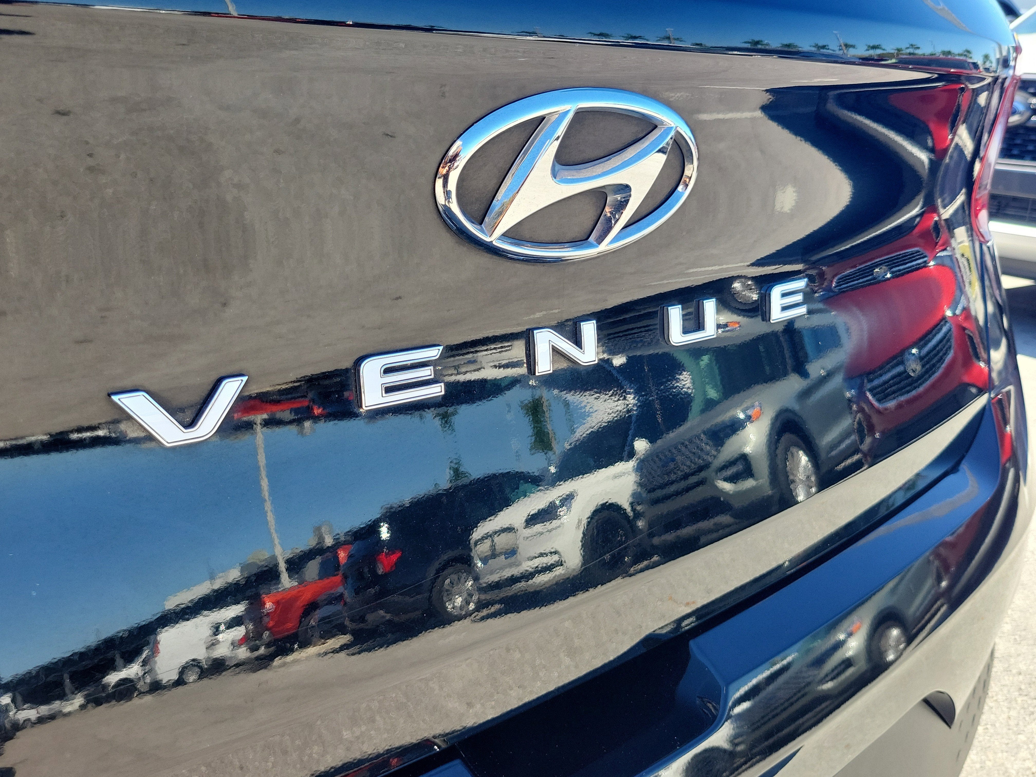 2022 Hyundai Venue SEL