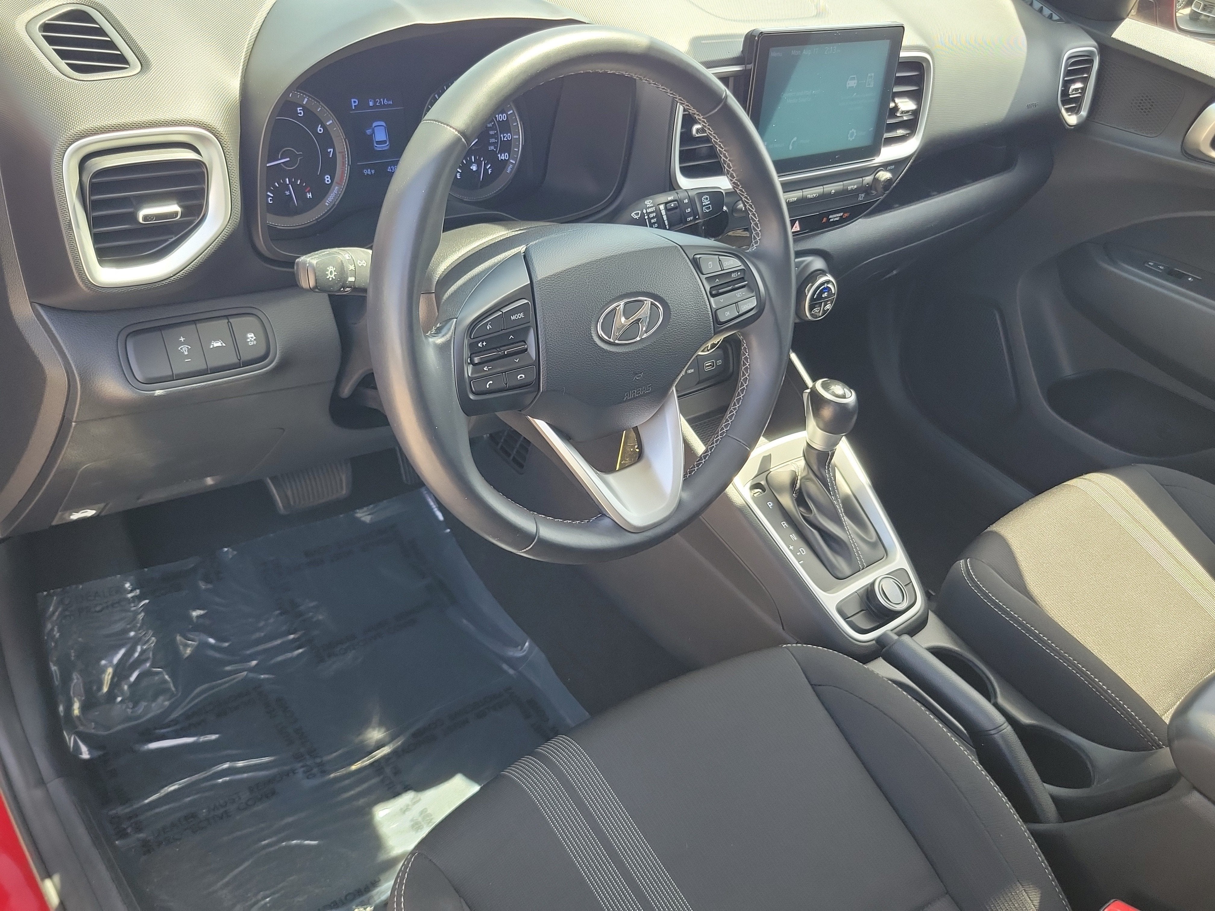 2022 Hyundai Venue SEL