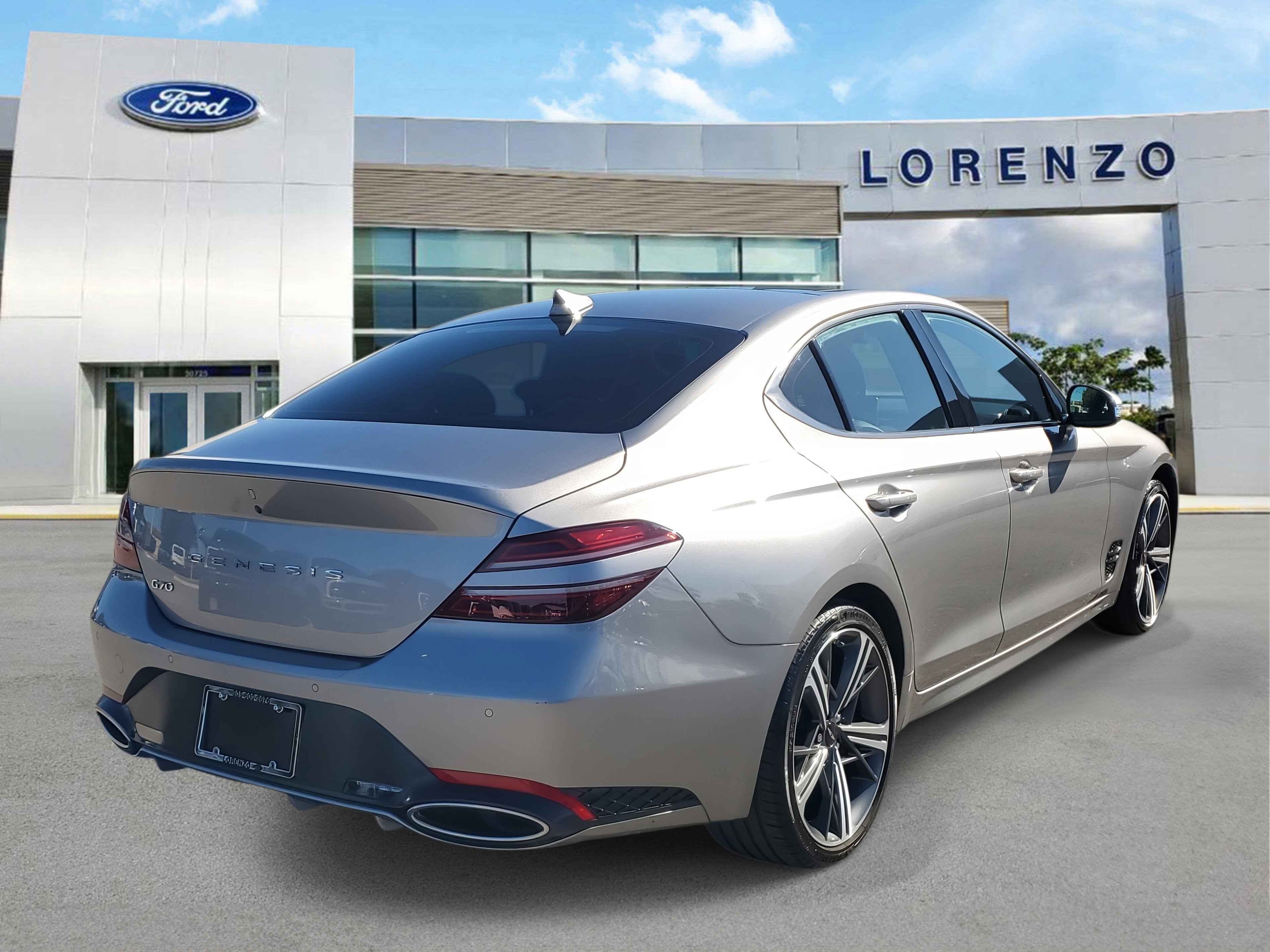 2024 Genesis G70 2.5T