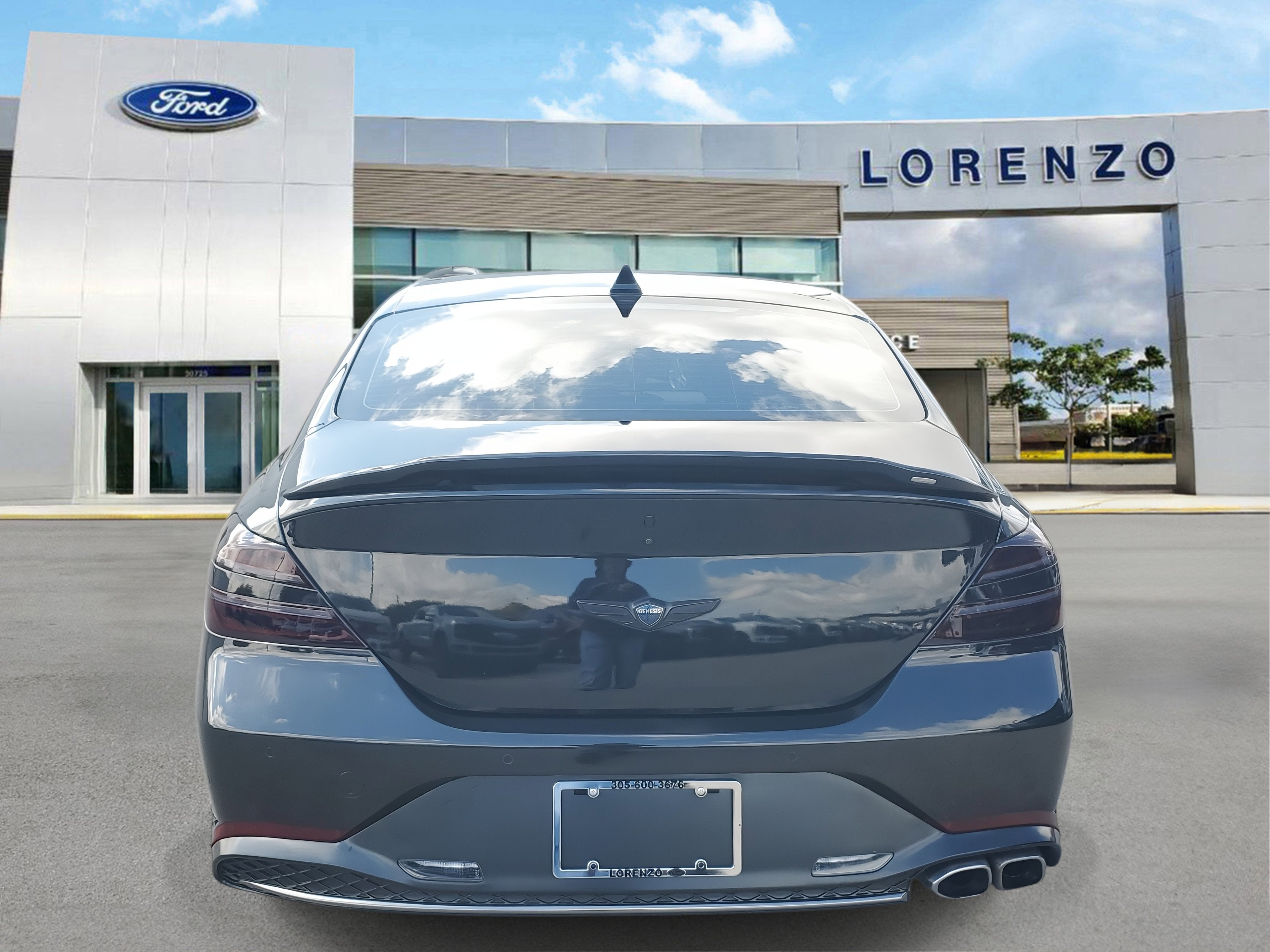 2023 Genesis G70 2.0T