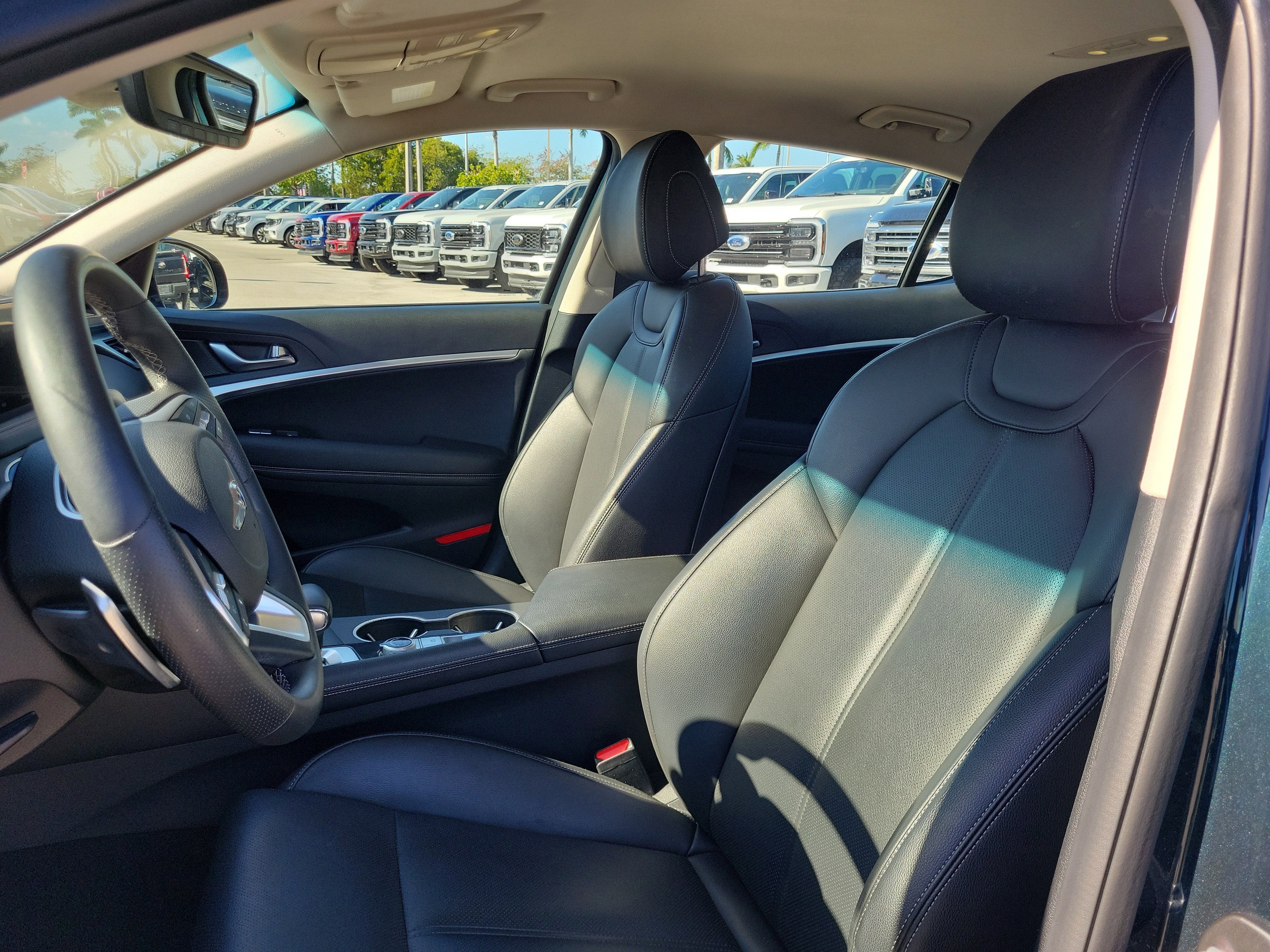 2023 Genesis G70 2.0T