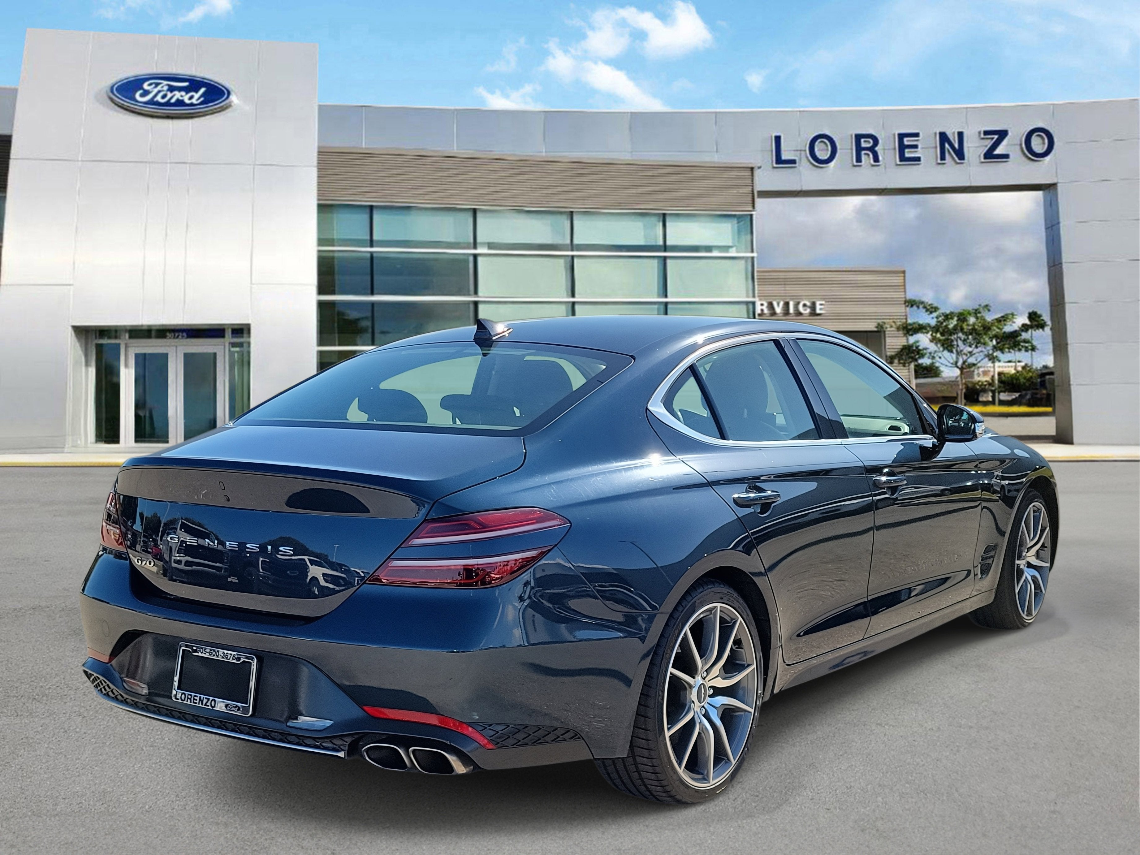 2023 Genesis G70 2.0T