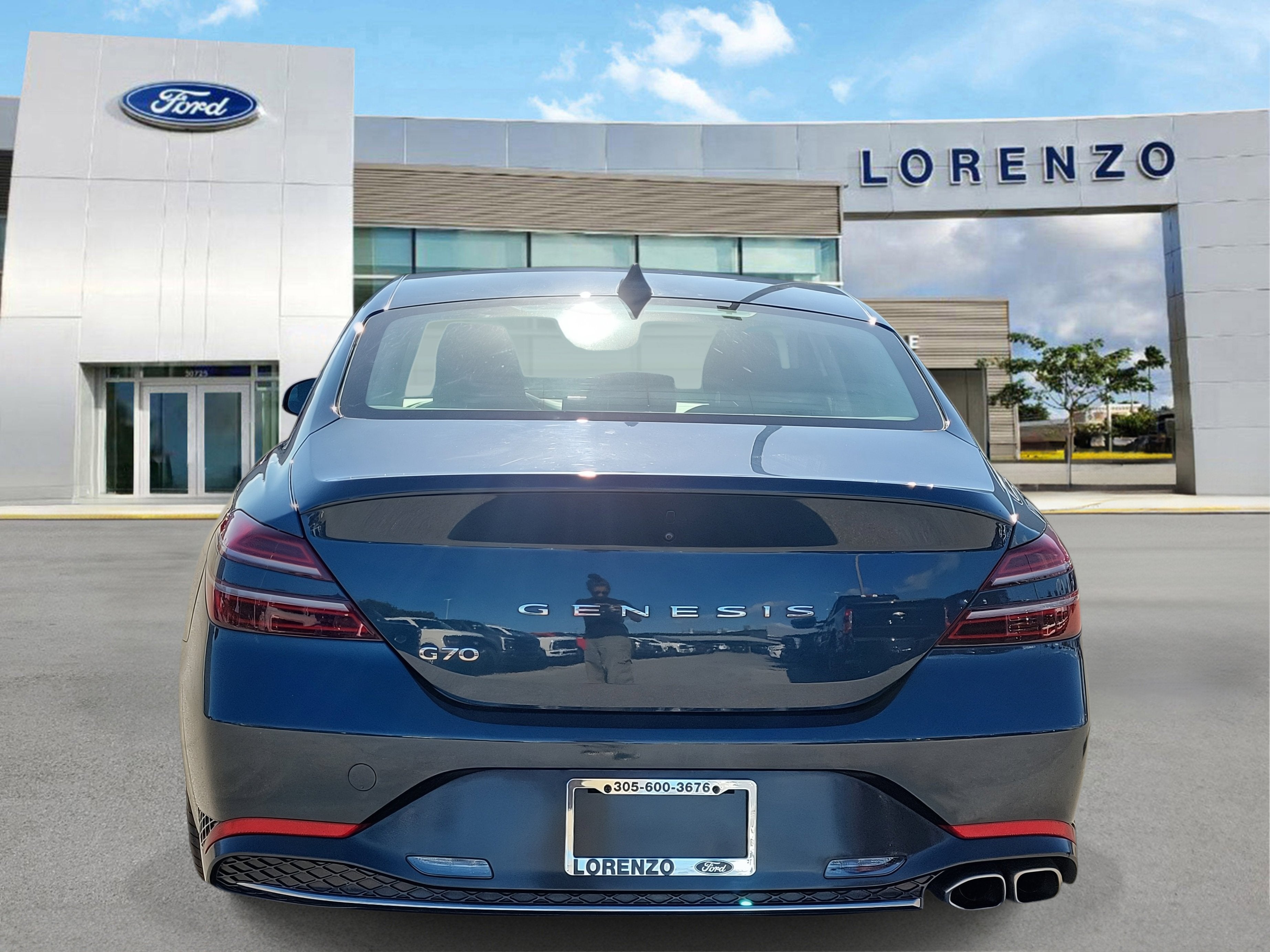 2023 Genesis G70 2.0T