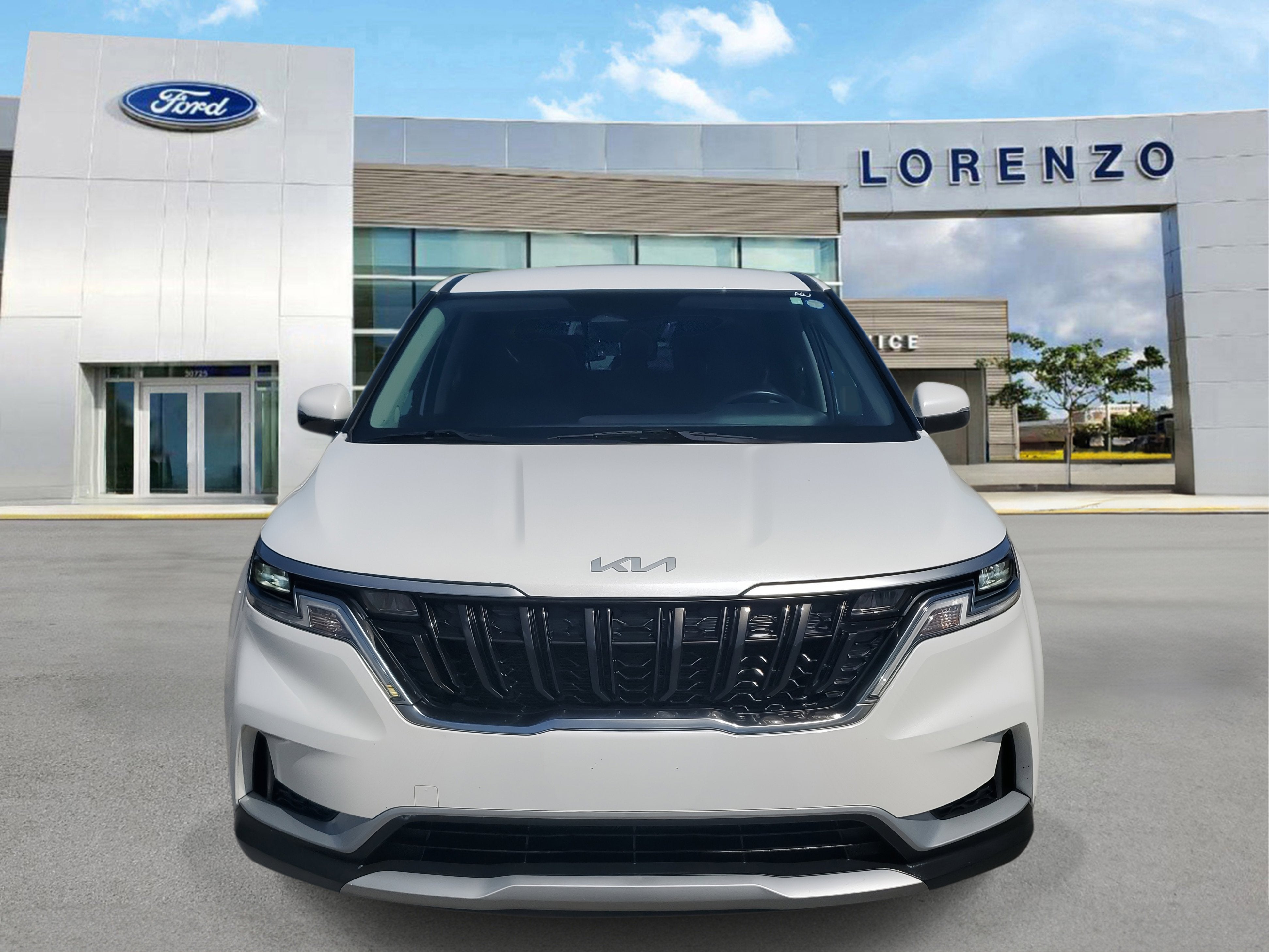 2023 Kia Carnival LX