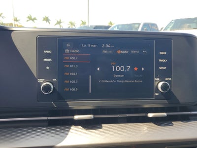 2023 Kia Carnival LX