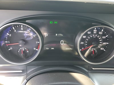 2023 Kia Carnival LX