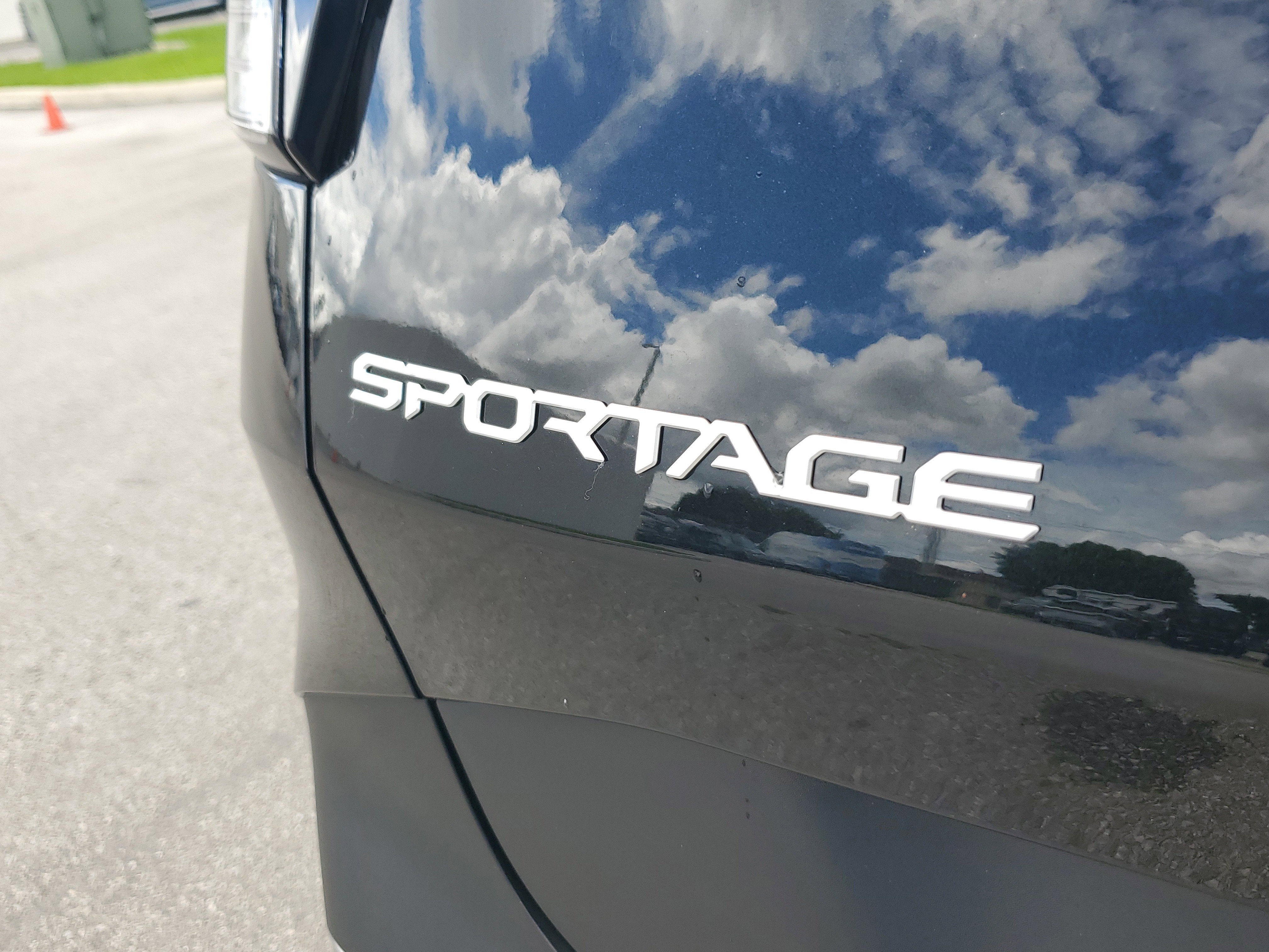 2025 Kia Sportage LX