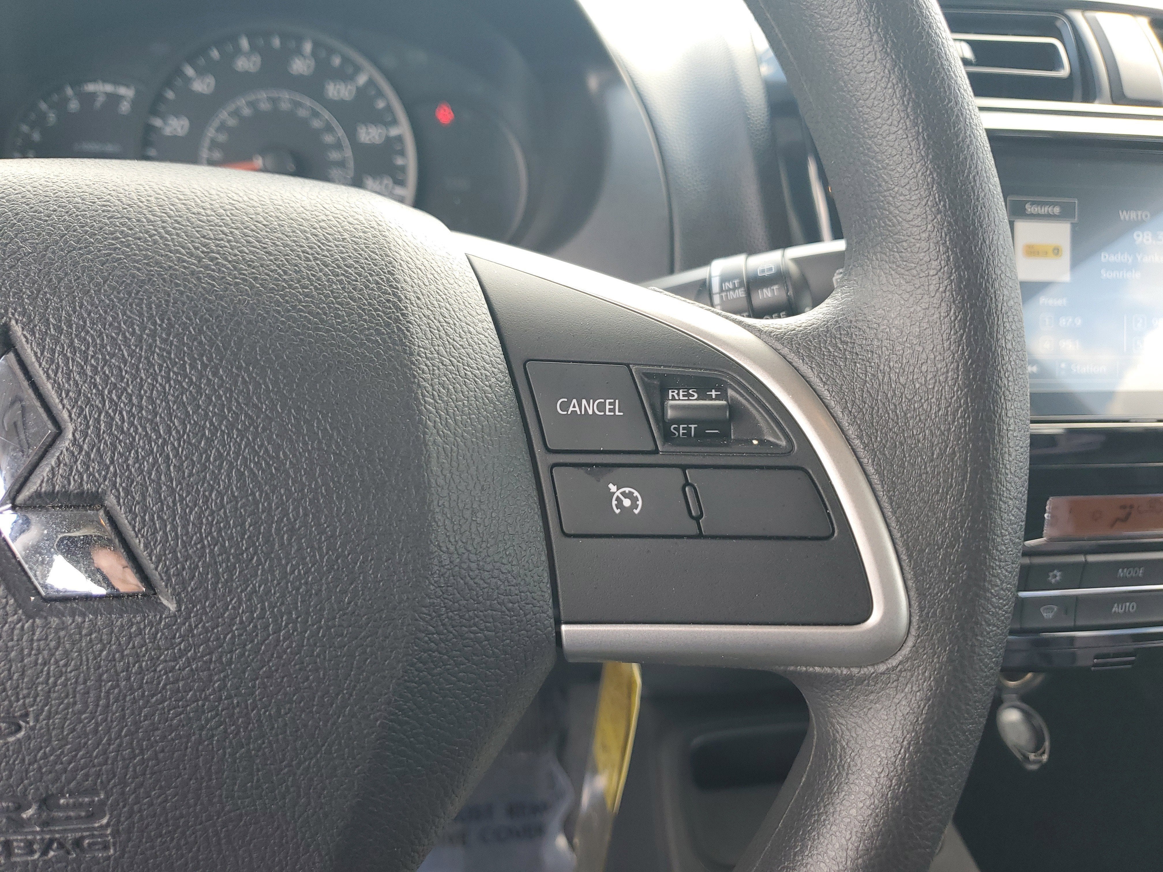 2024 Mitsubishi Mirage ES