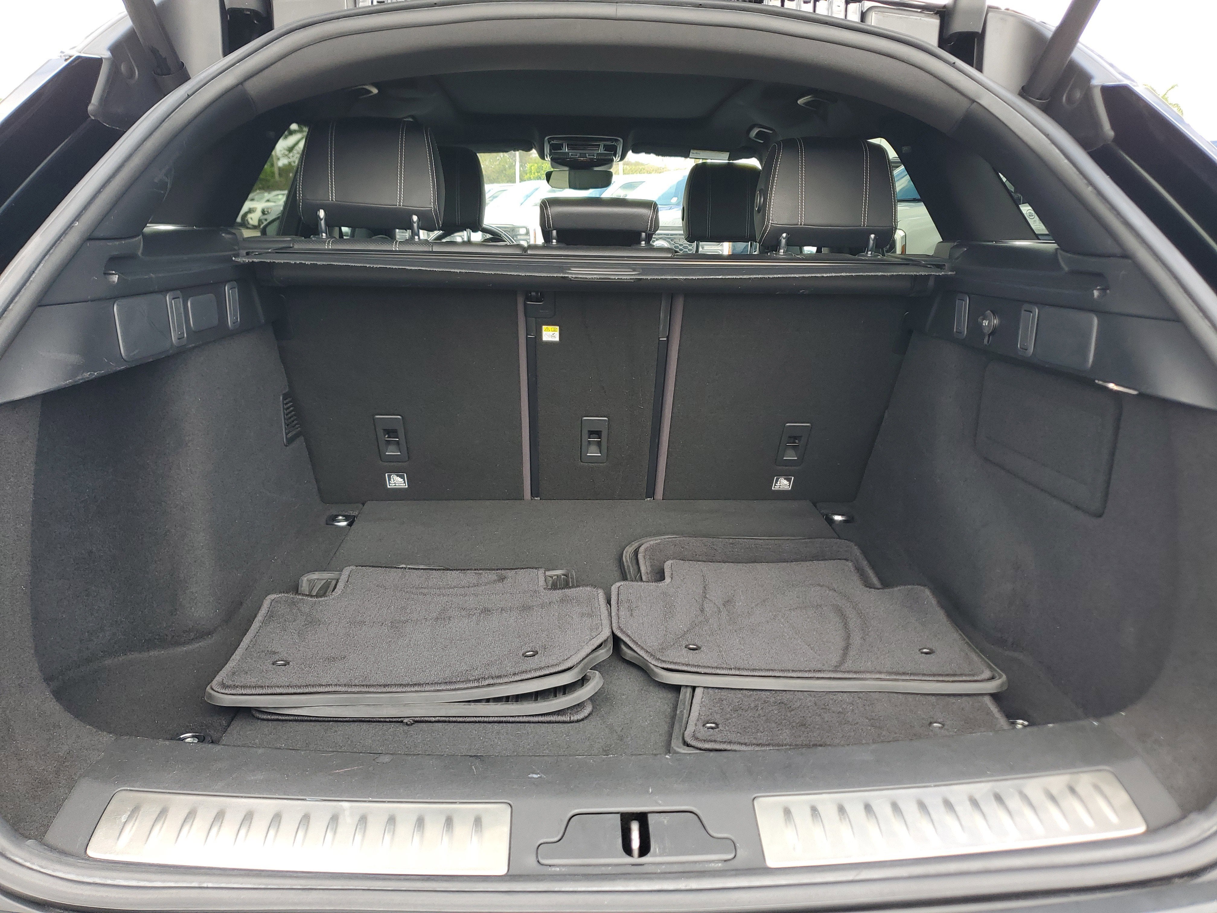 2018 Land Rover Range Rover Velar R-Dynamic SE