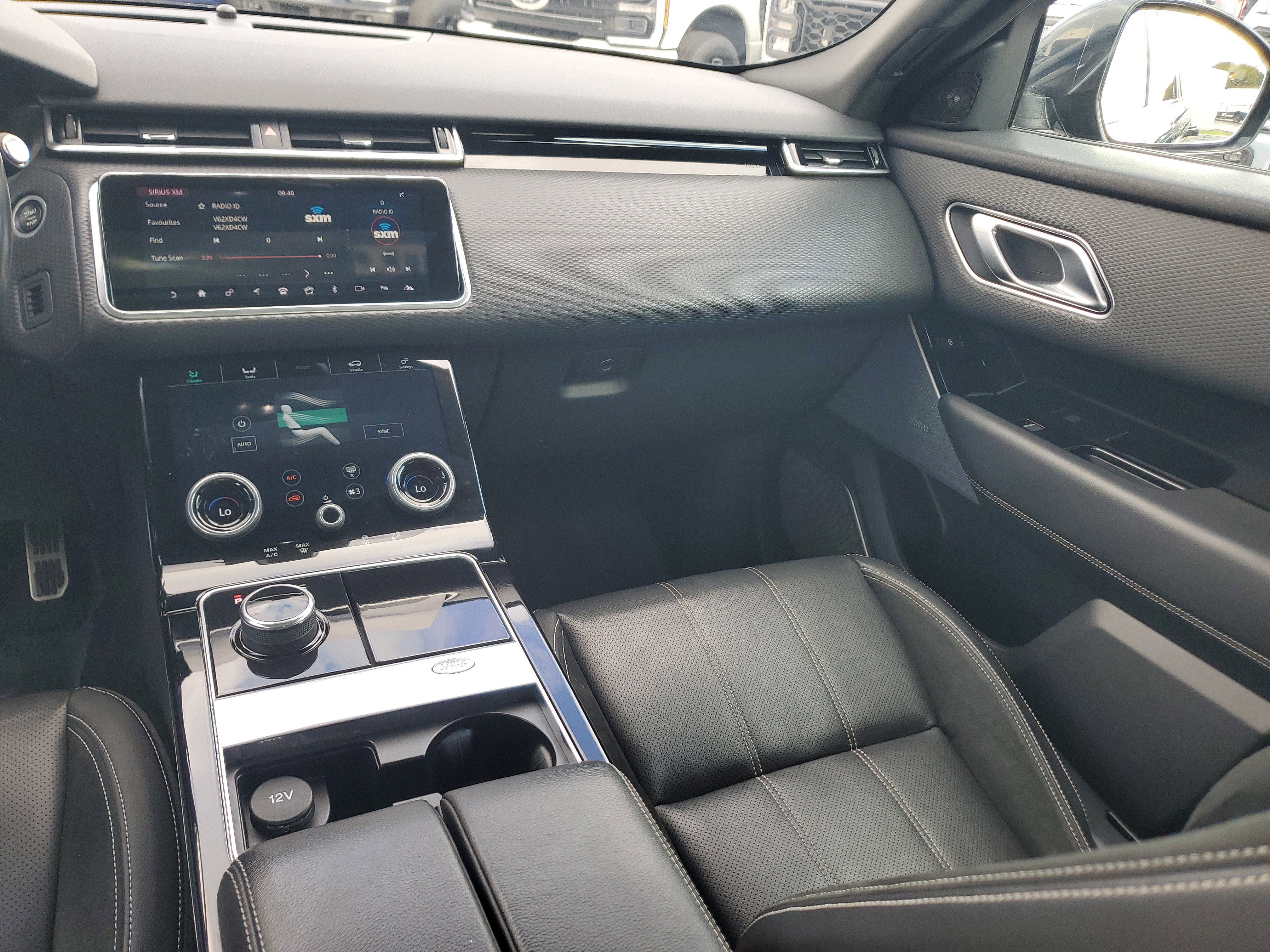 2018 Land Rover Range Rover Velar R-Dynamic SE