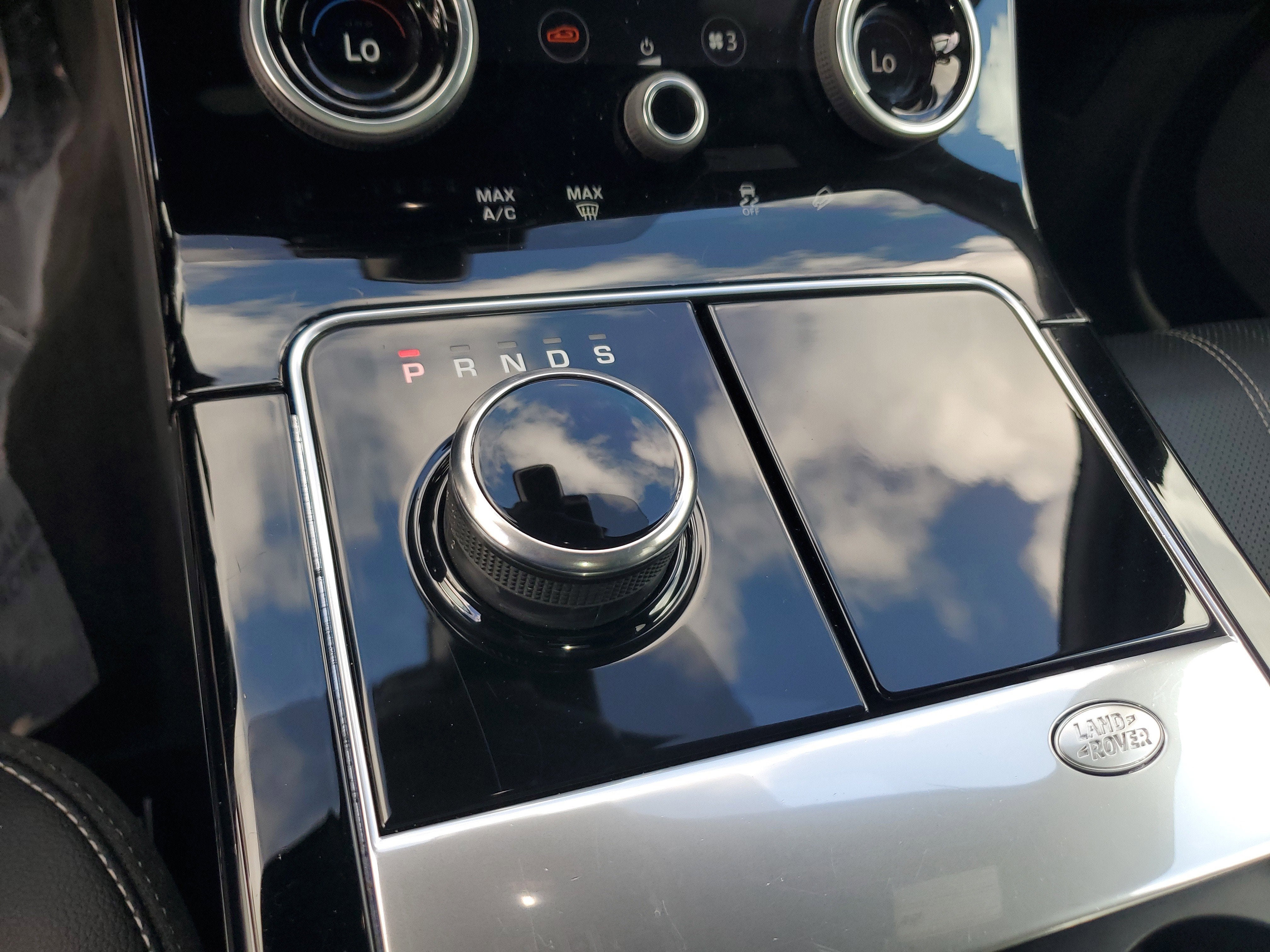 2018 Land Rover Range Rover Velar R-Dynamic SE