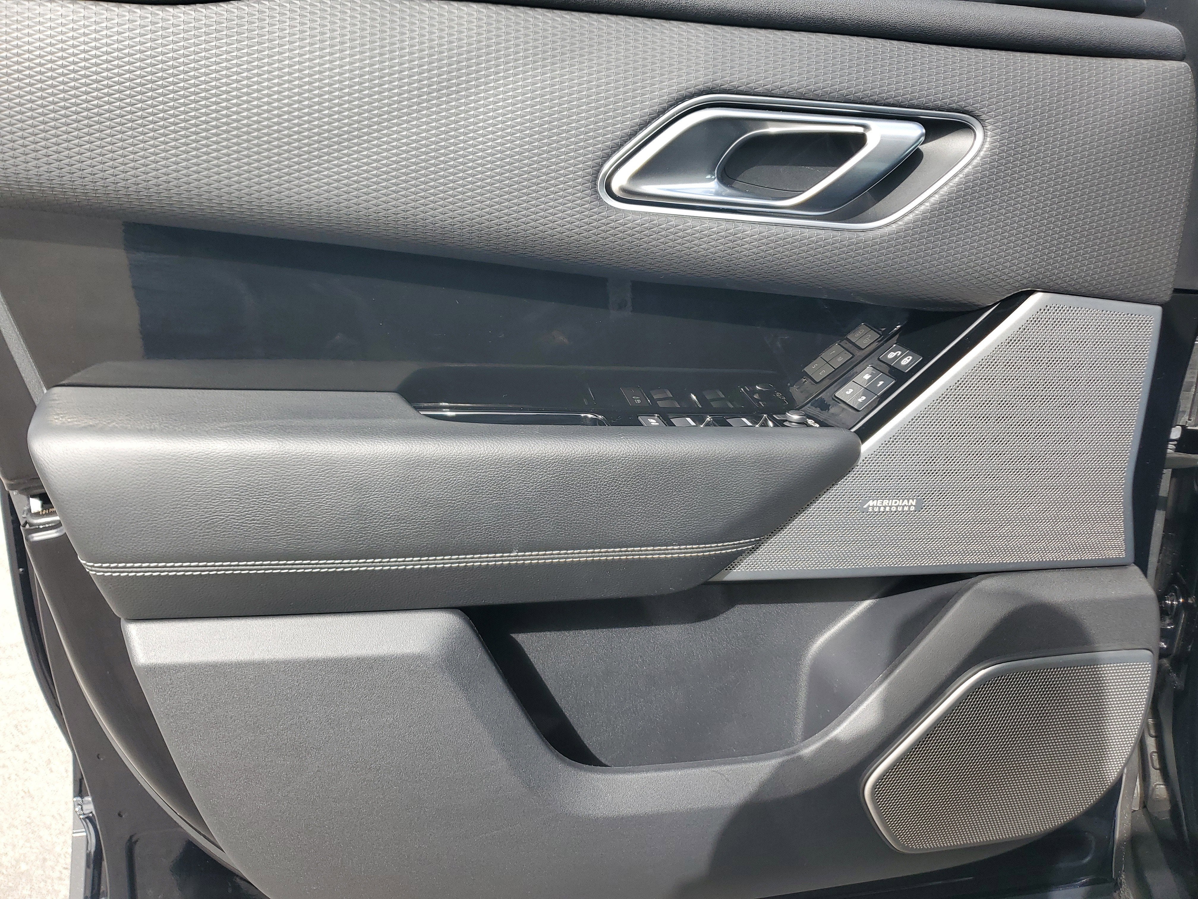 2018 Land Rover Range Rover Velar R-Dynamic SE