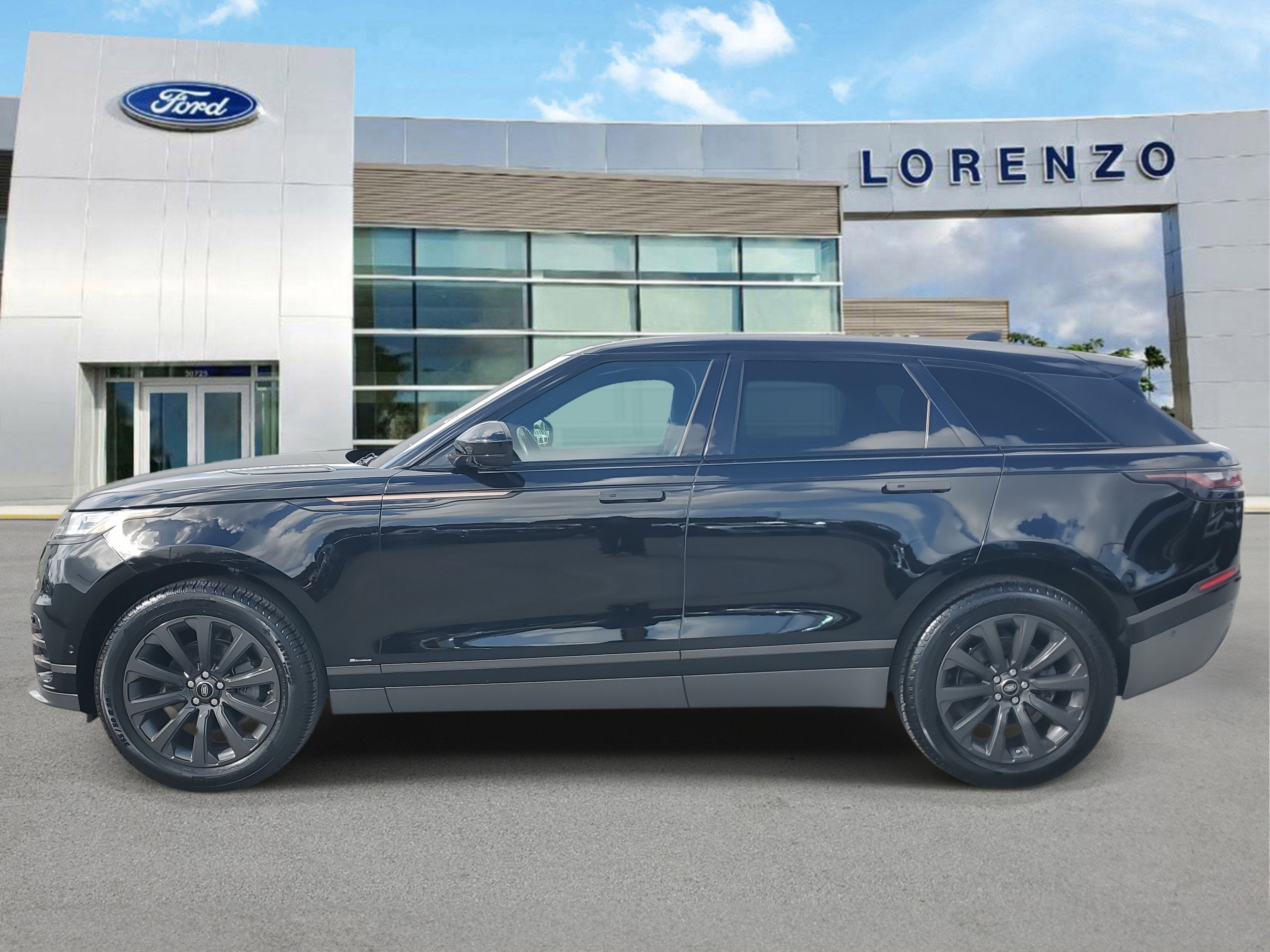 2018 Land Rover Range Rover Velar R-Dynamic SE