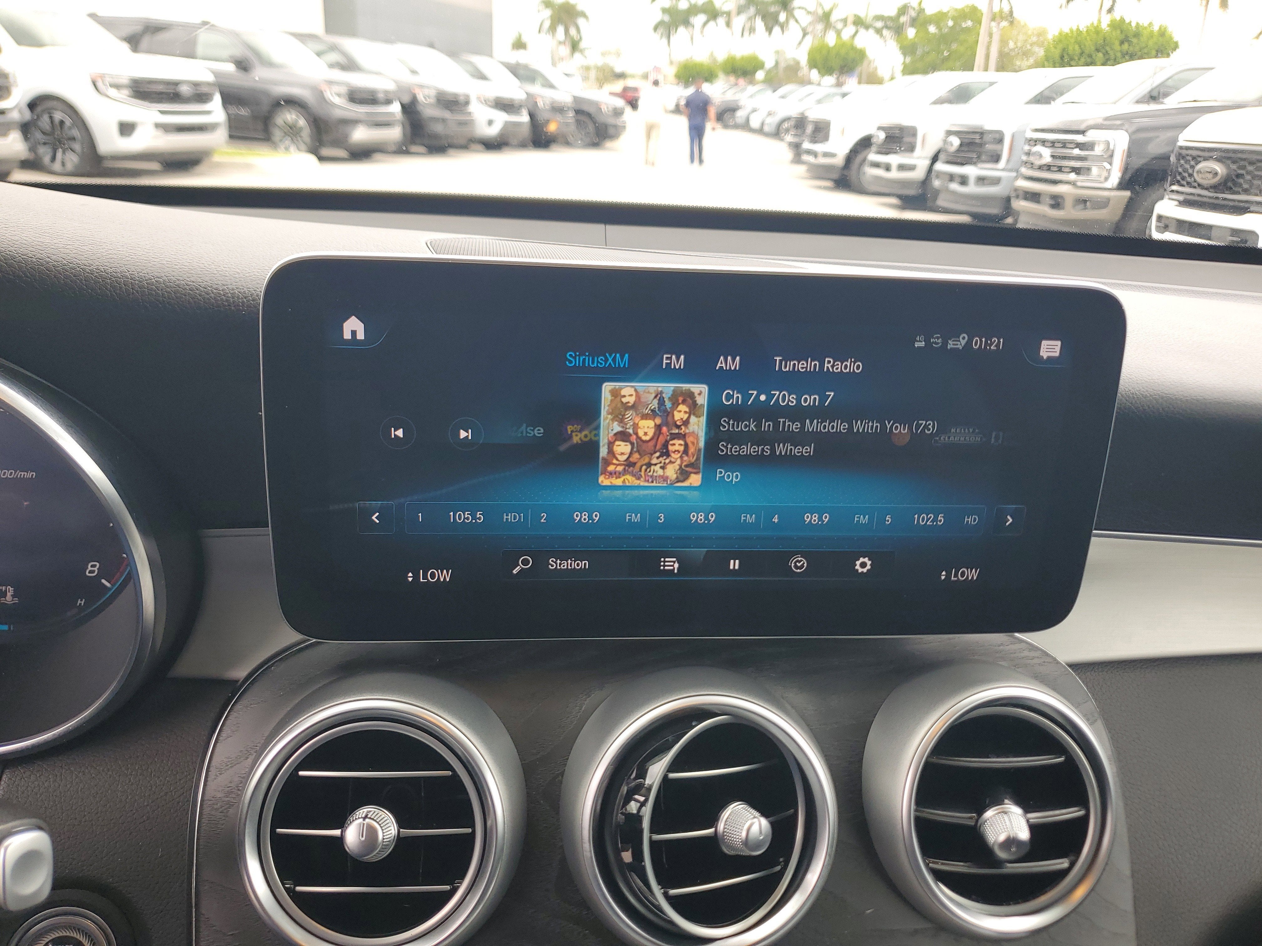 2022 Mercedes-Benz GLC GLC 300