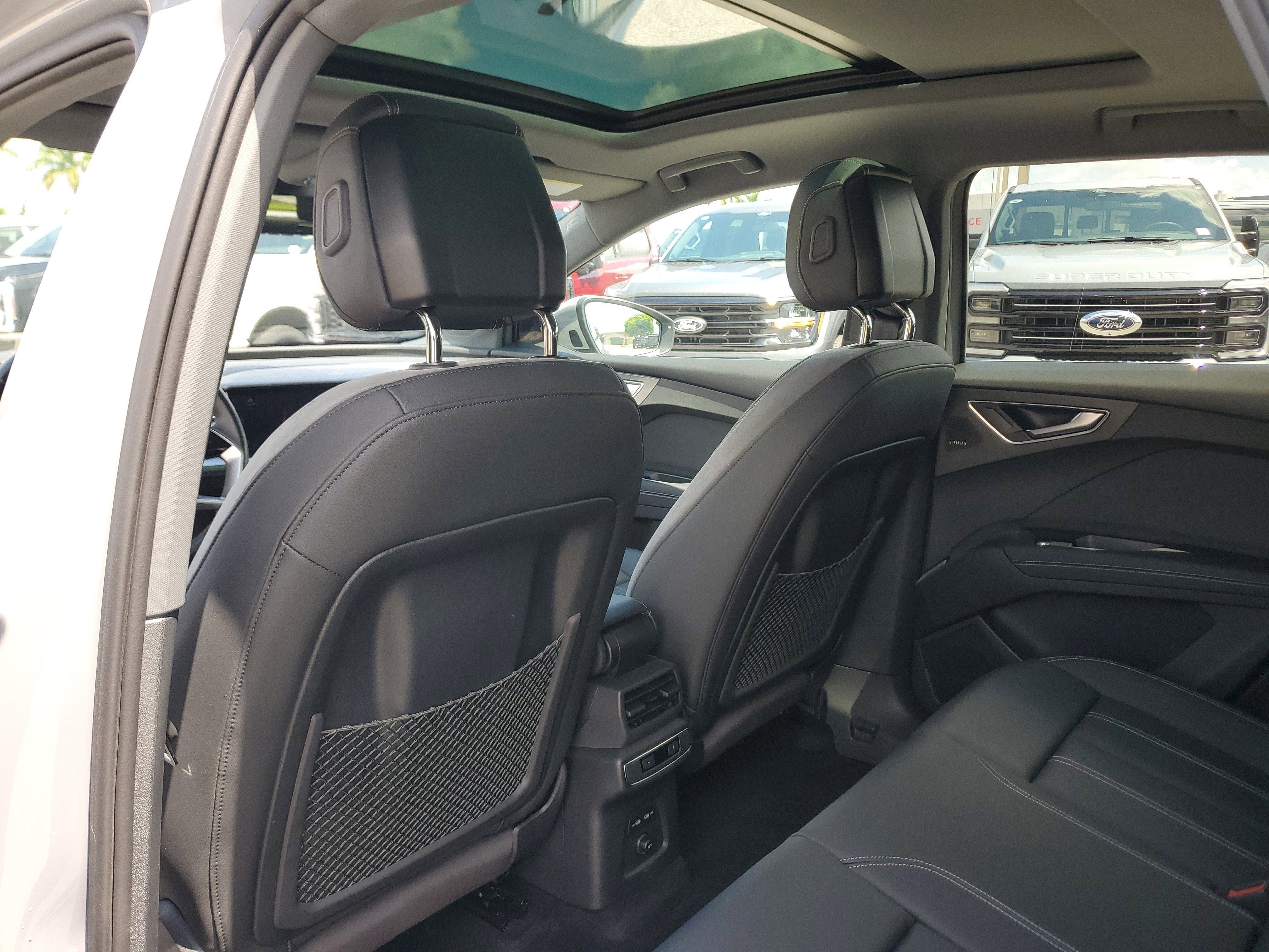 2024 Audi Q4 e-tron Premium Plus 4WD