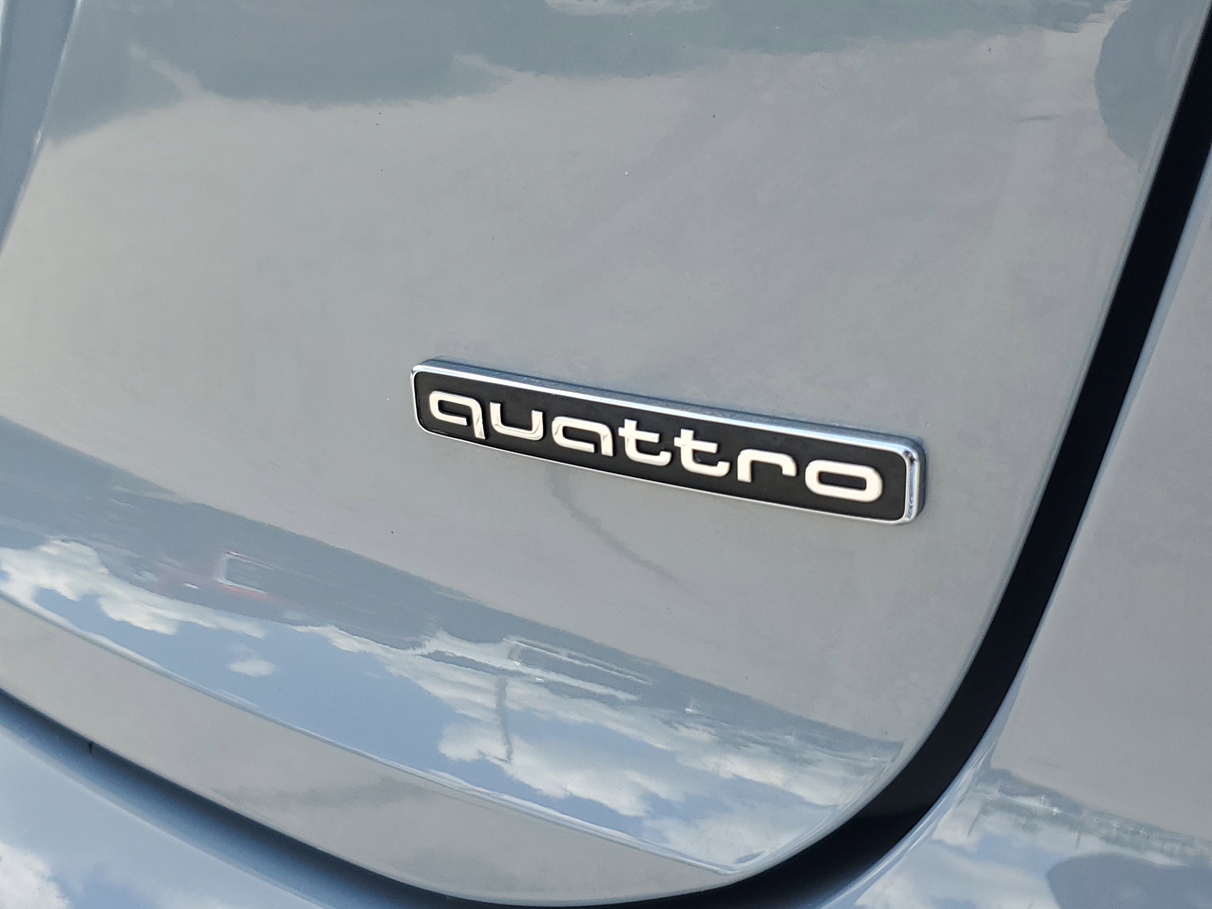 2024 Audi Q4 e-tron Premium Plus 4WD