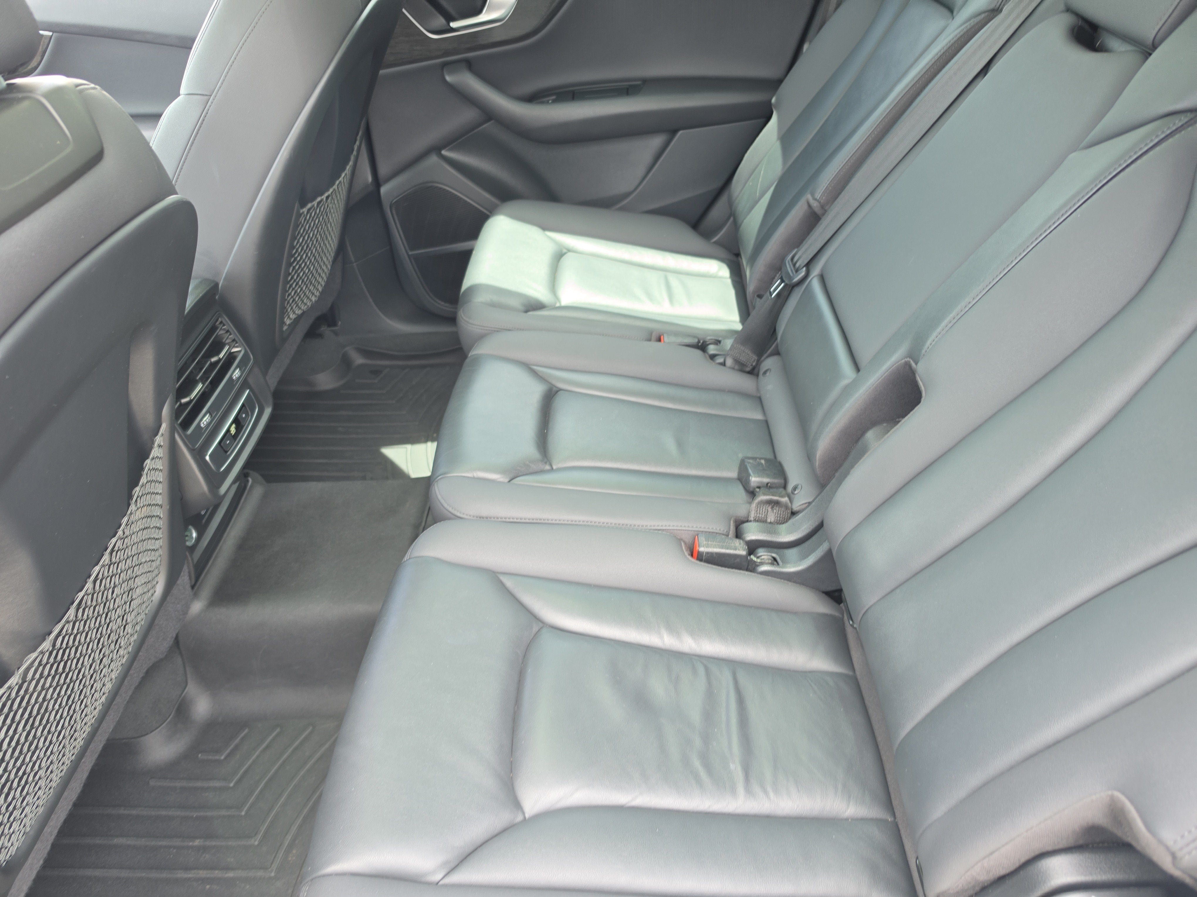 2021 Audi Q7 Premium Plus