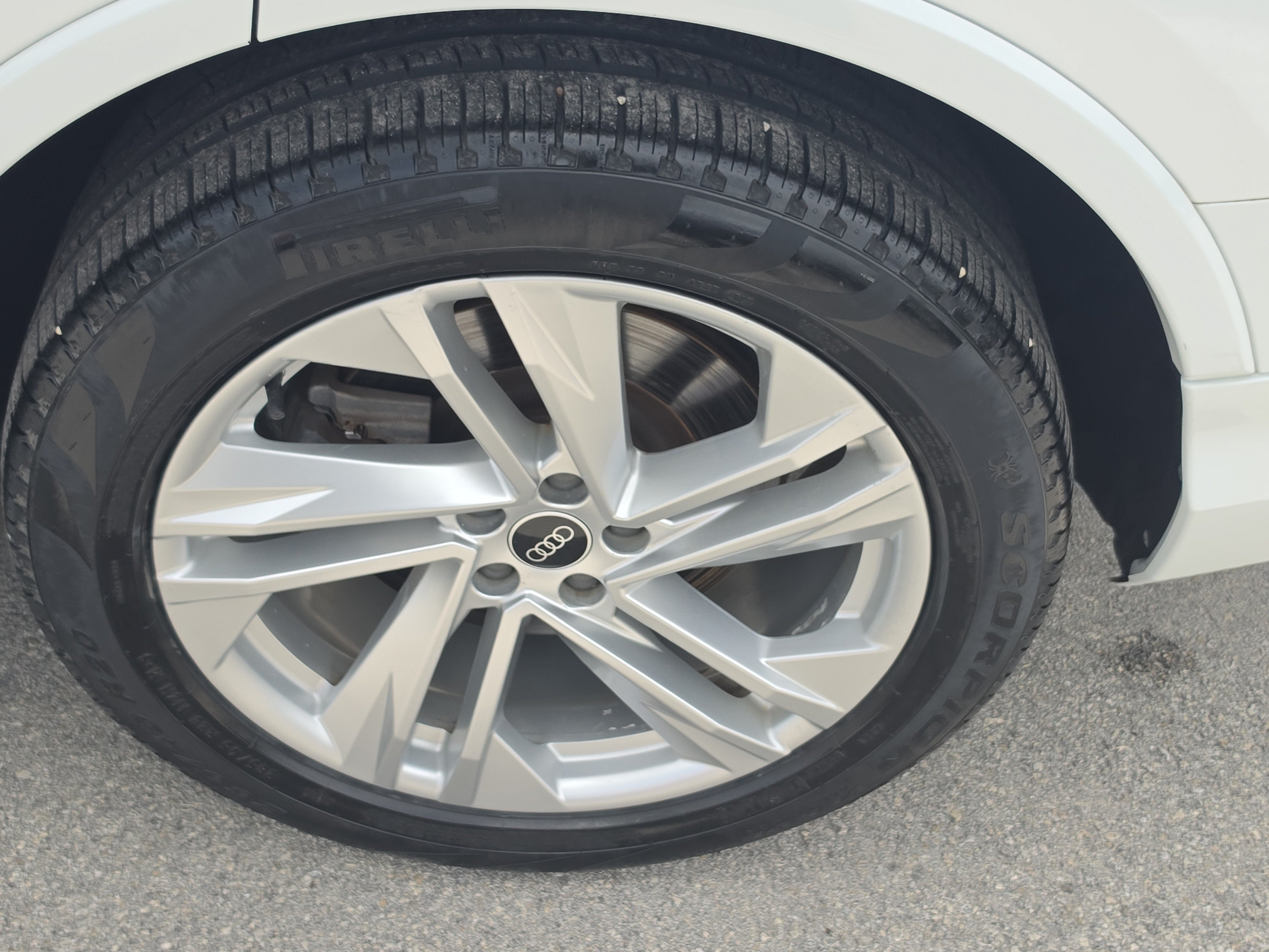 2021 Audi Q7 Premium Plus