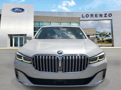 2022 BMW 7 Series 740i