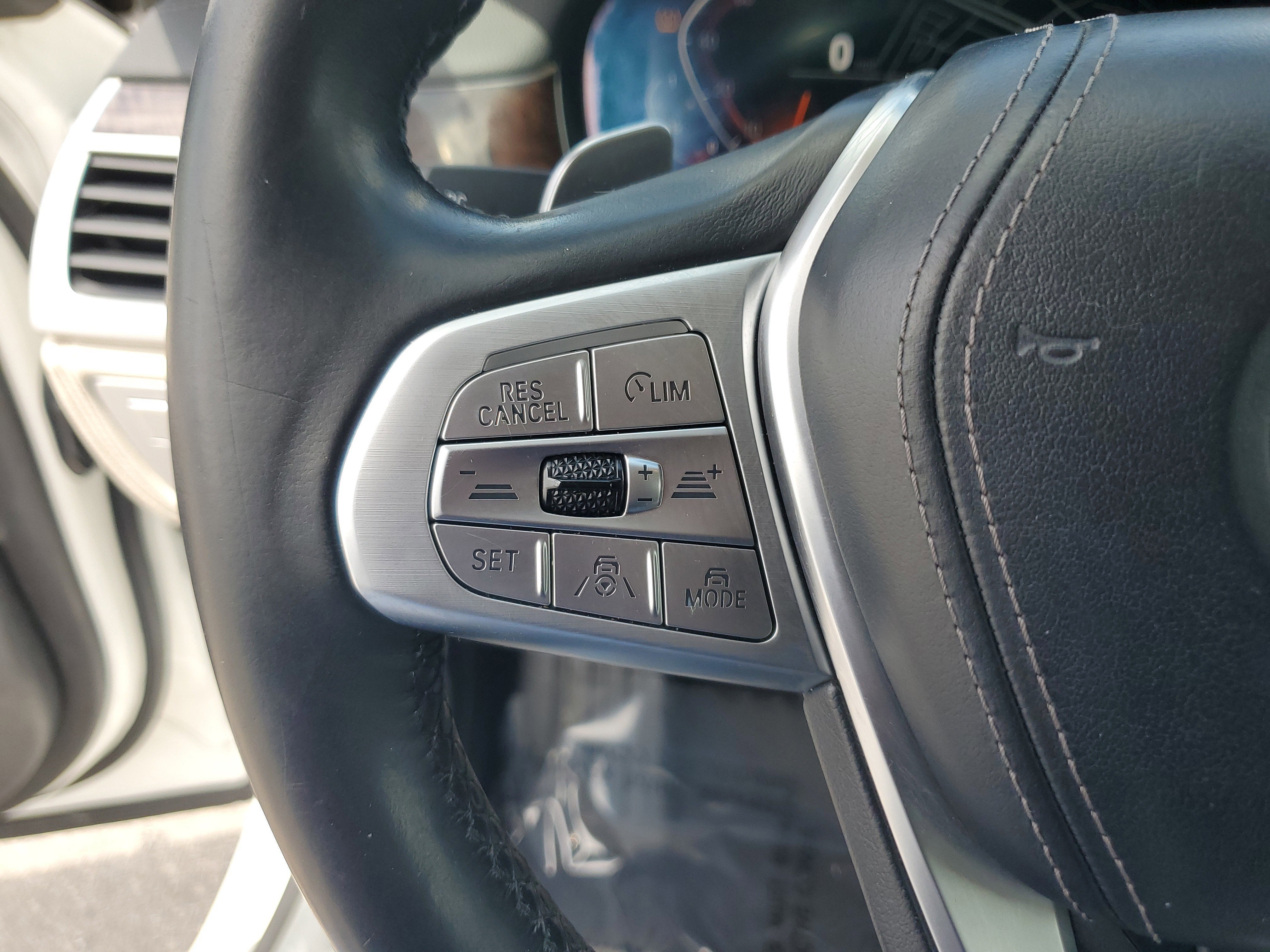 2022 BMW 7 Series 740i