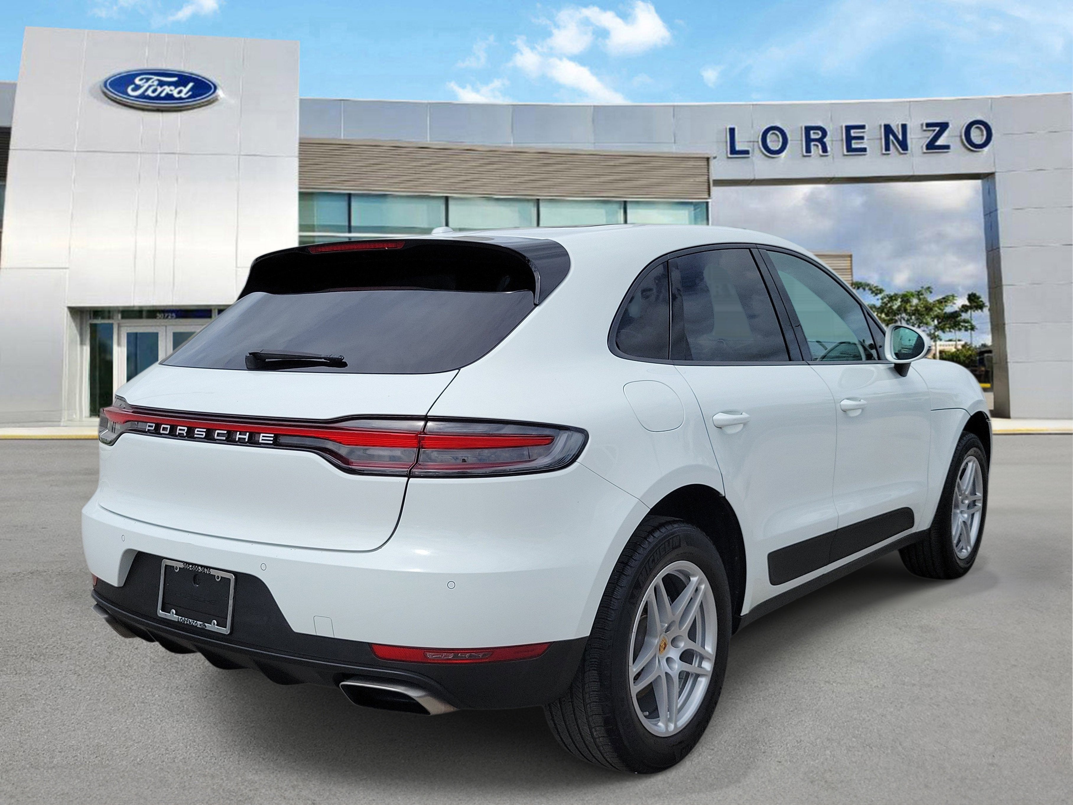 2021 Porsche Macan Base