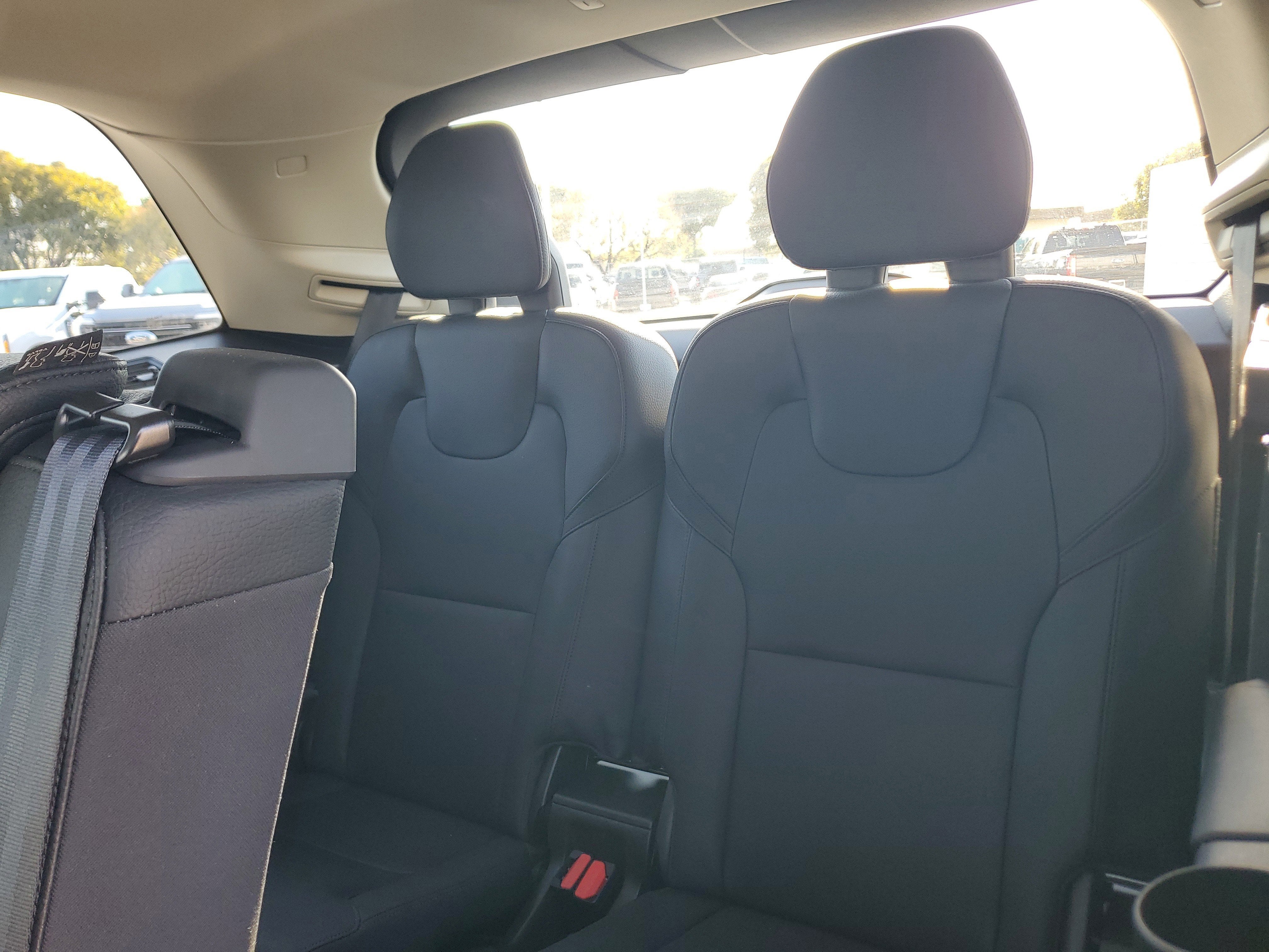 2023 Volvo XC90 Plus 4WD