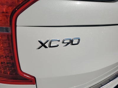 2023 Volvo XC90 Plus 4WD