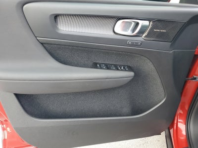 2021 Volvo XC40 P8 4WD