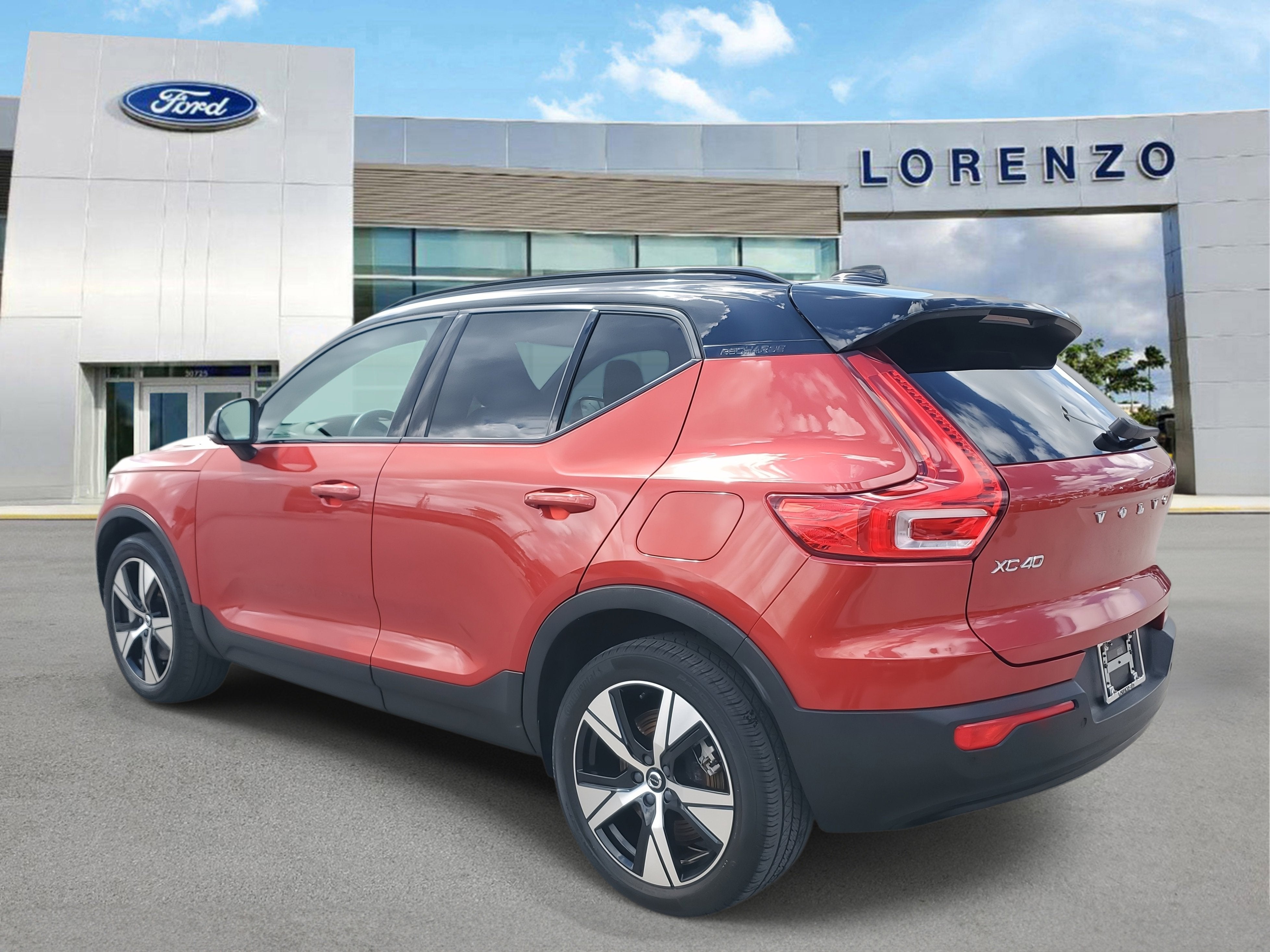 2021 Volvo XC40 P8 4WD