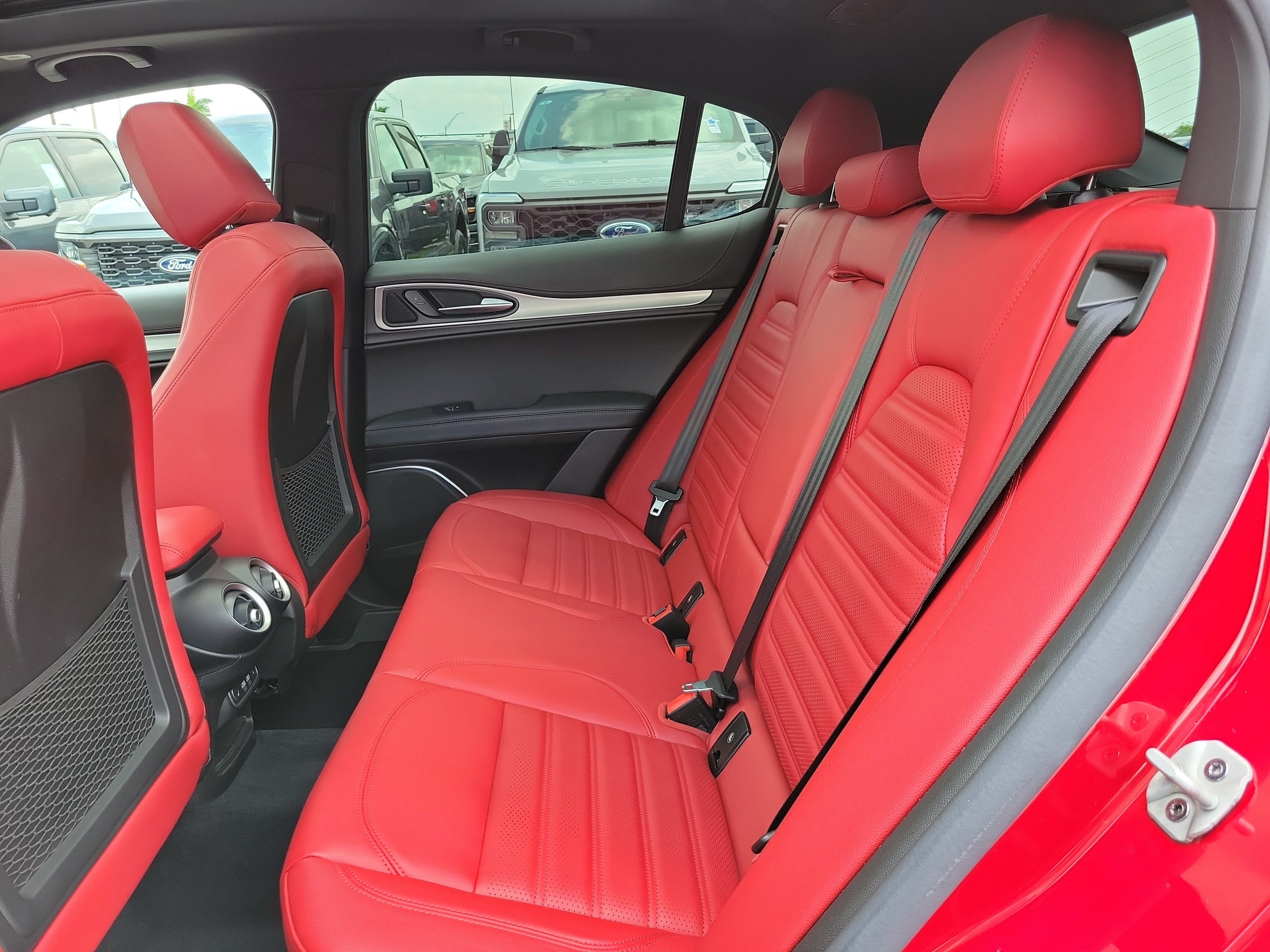 2022 Alfa Romeo Stelvio Veloce 4WD