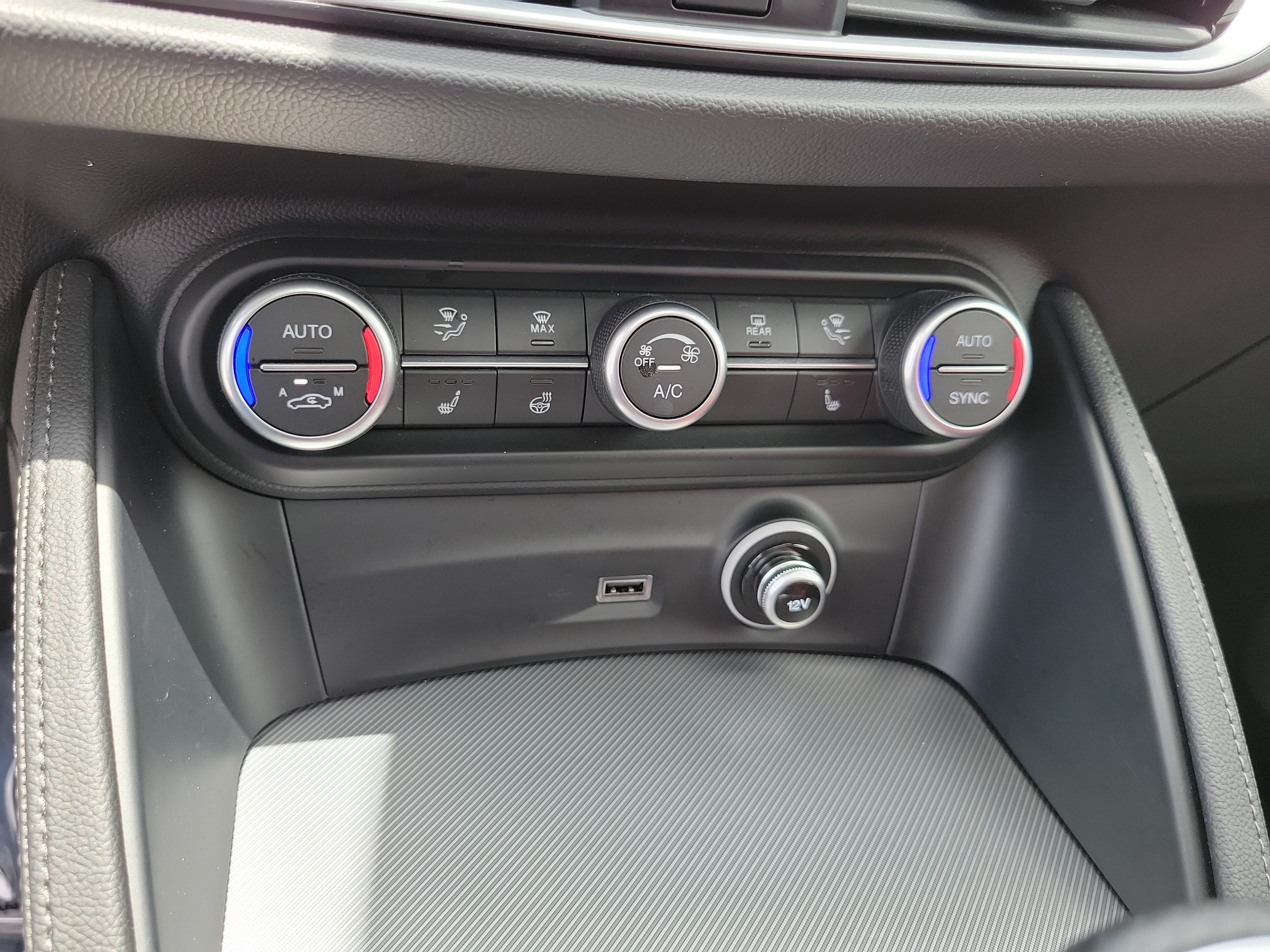 2022 Alfa Romeo Stelvio Veloce 4WD