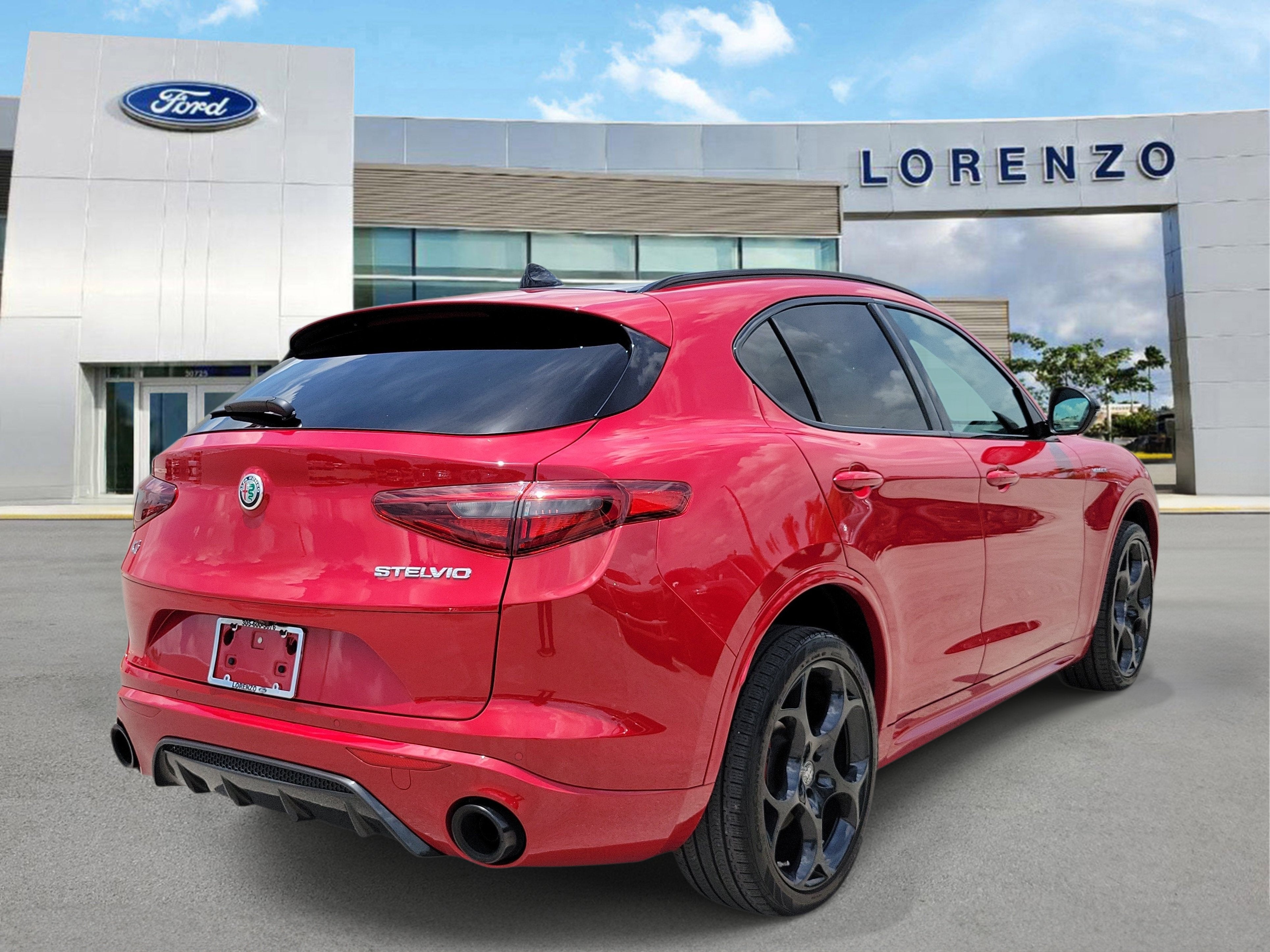 2022 Alfa Romeo Stelvio Veloce 4WD