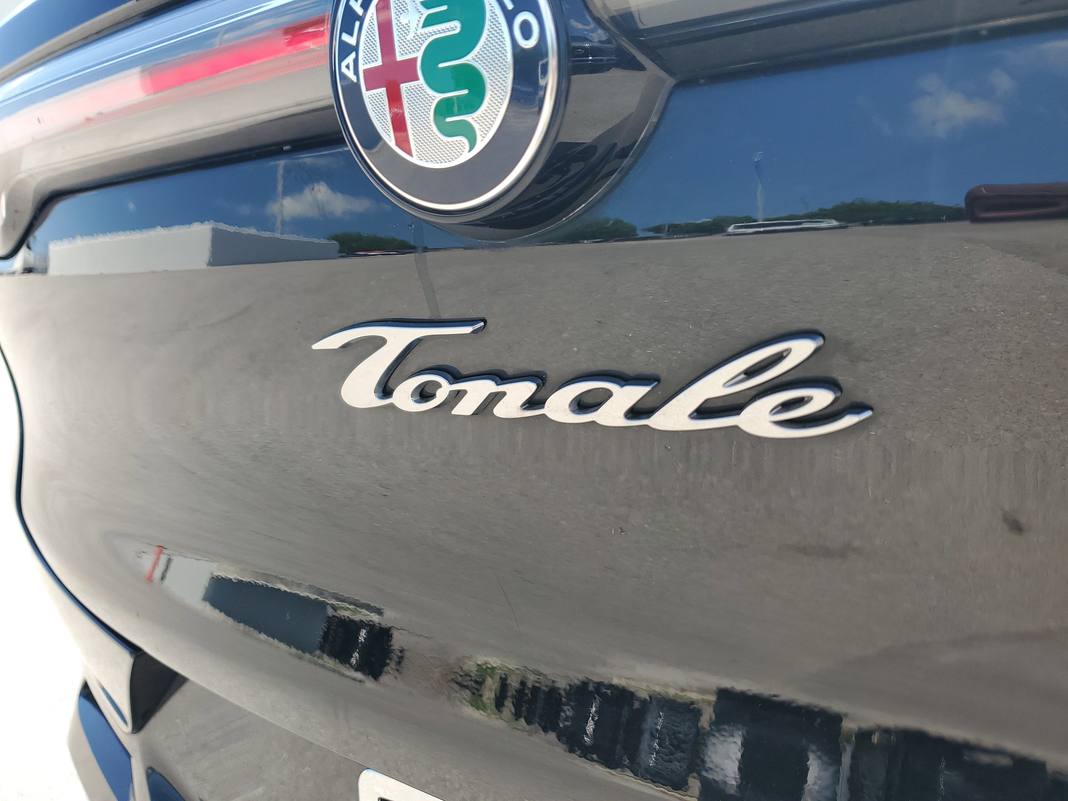 2024 Alfa Romeo Tonale Veloce E4WD