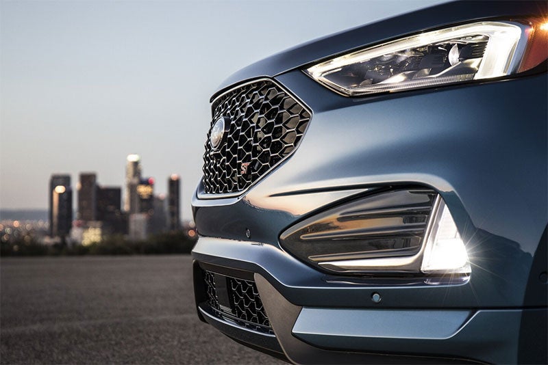 Front side view of a Ford grill